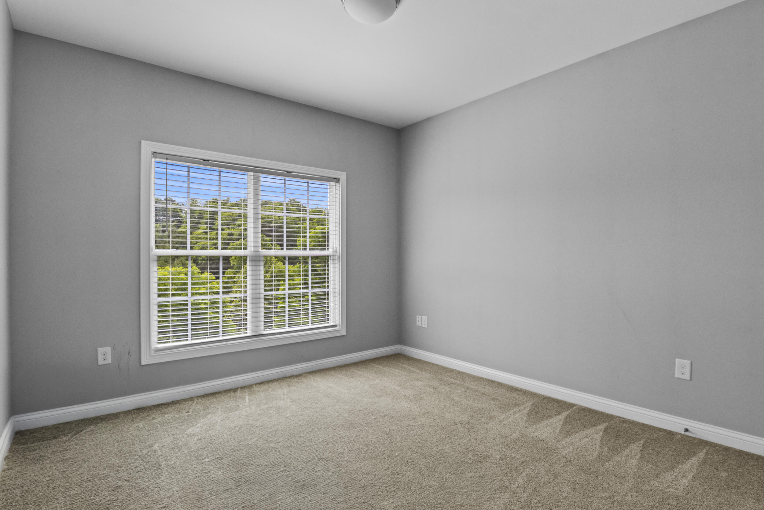 162 Westwoods Drive Property Photo 23