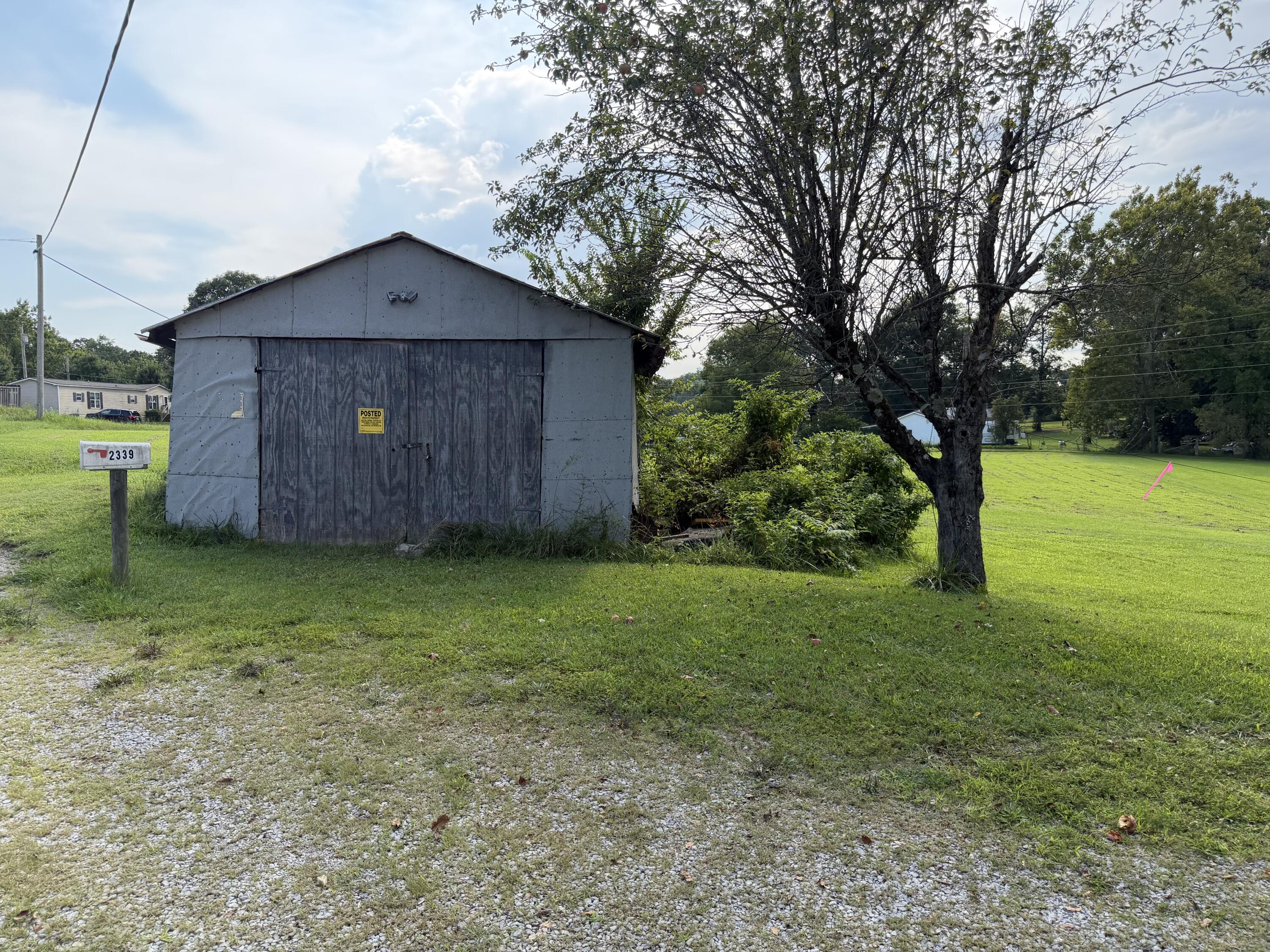 2339 Dreyfus Road Property Photo 8