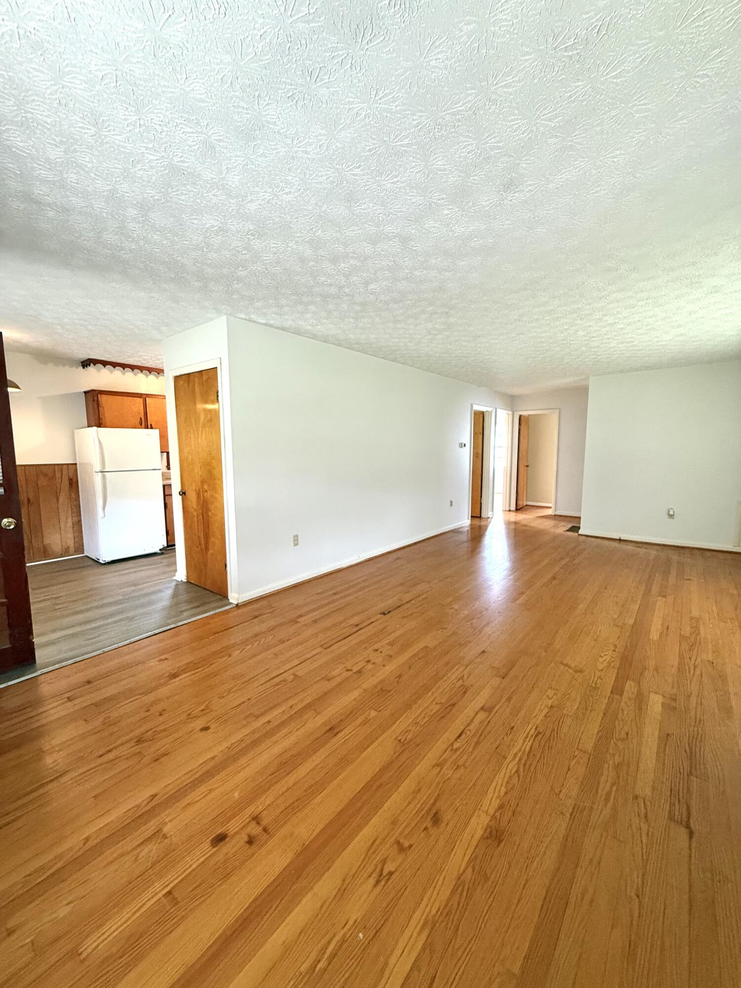 219 Gale Drive Property Photo 4