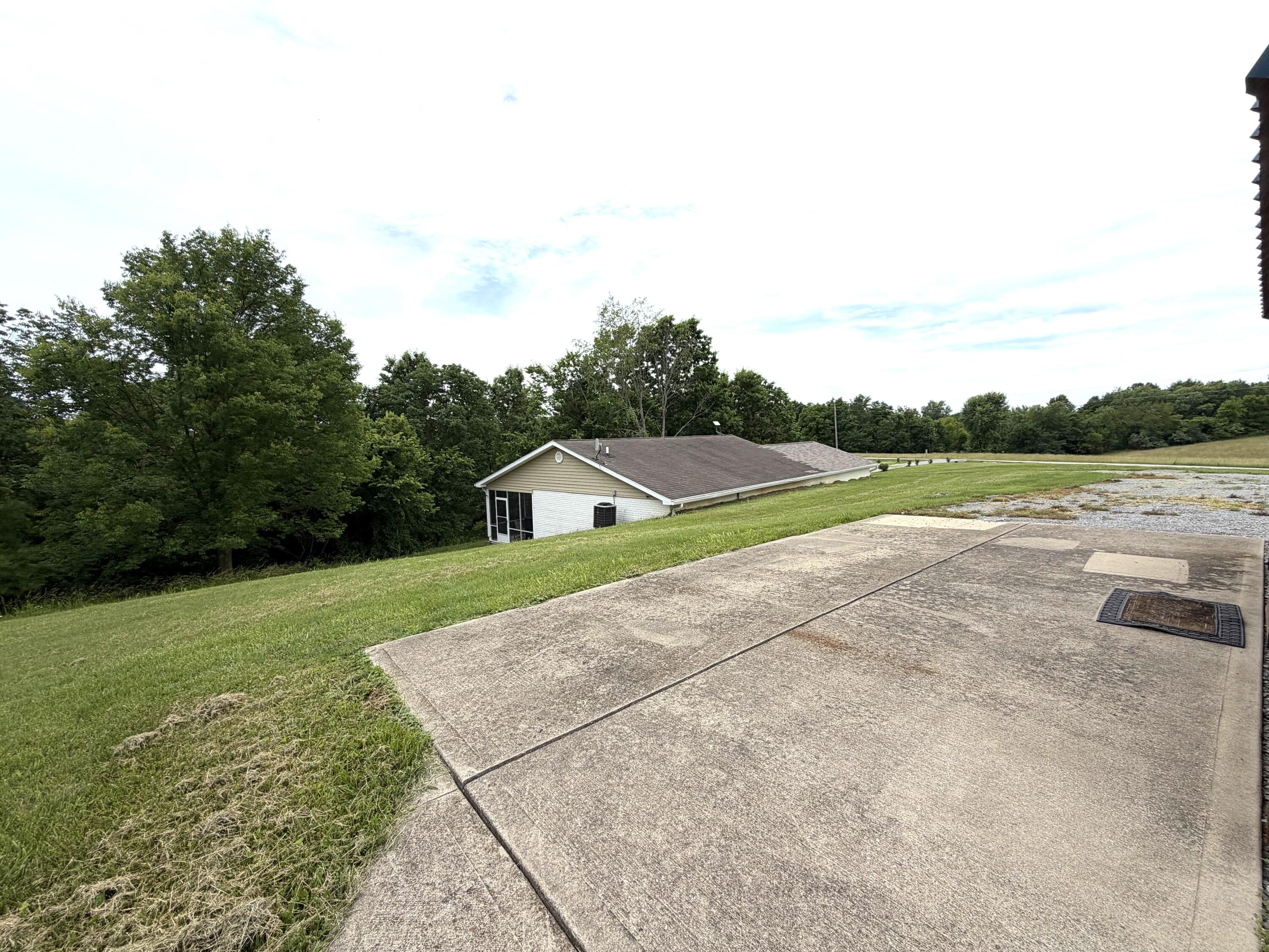 743 Keenon Road Property Photo 24