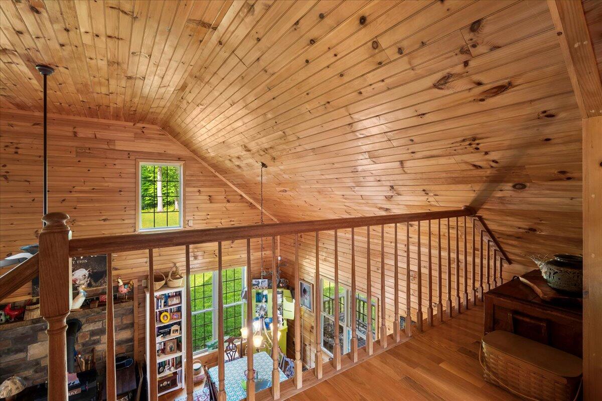 2065 Cobhill Road Property Photo 28