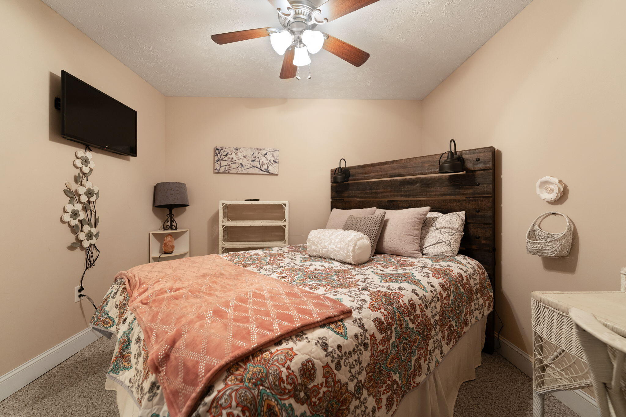 364 Twin Rivers Drive Property Photo 46