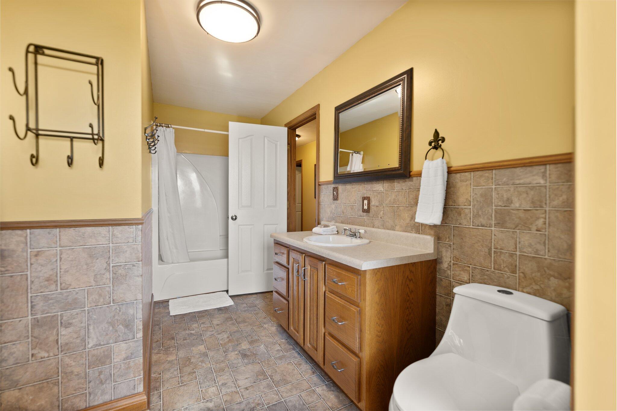 130 & 147 Camp Hurni Way Property Photo 27