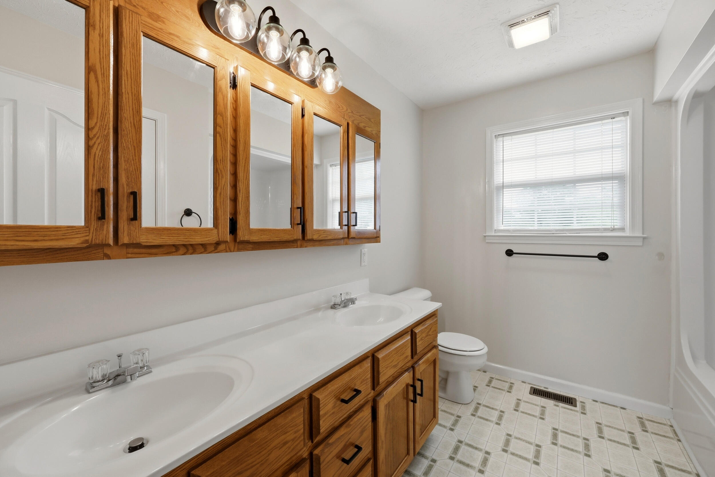 1220 Kenzie Court Property Photo 19