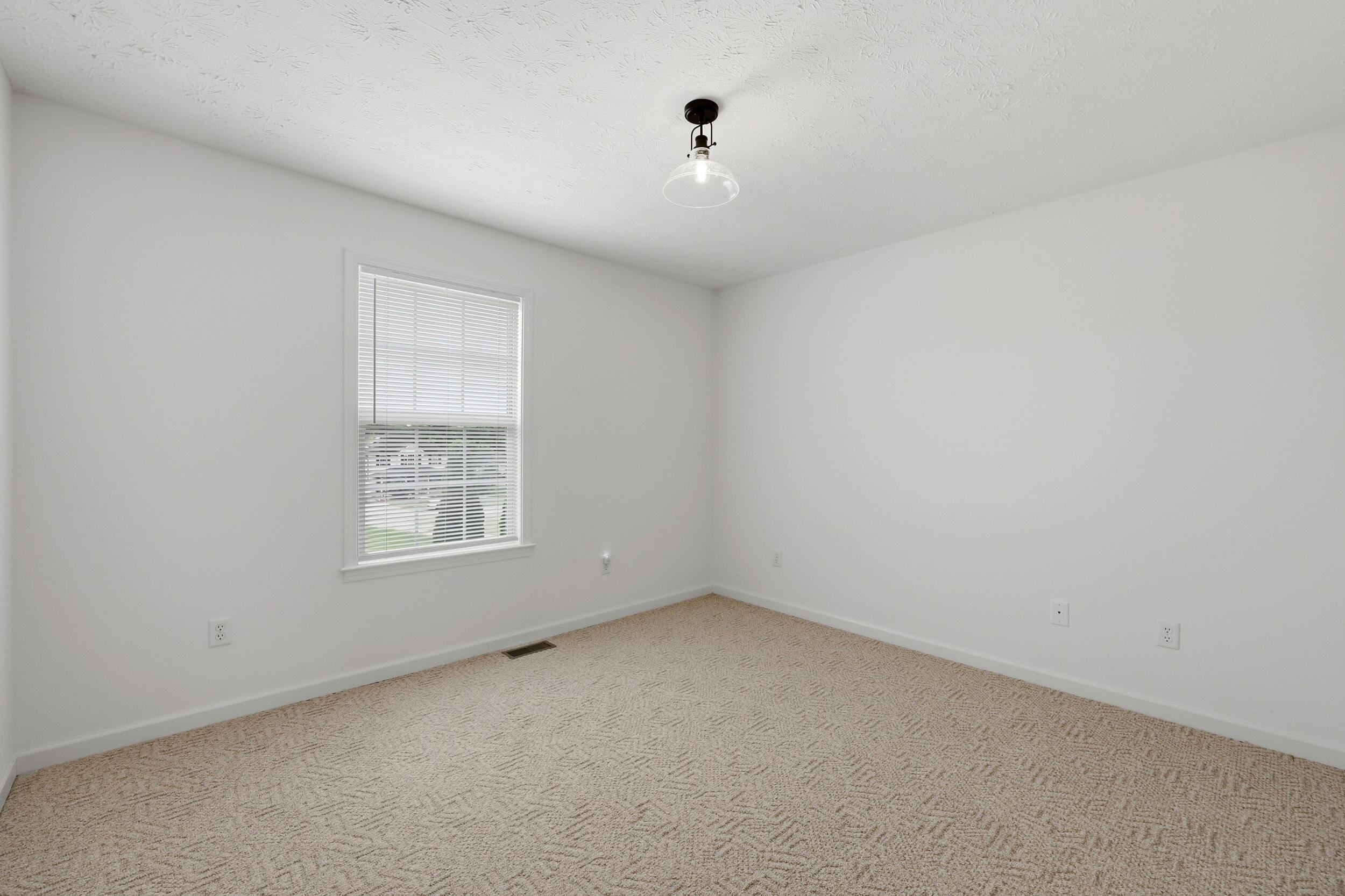 1220 Kenzie Court Property Photo 24