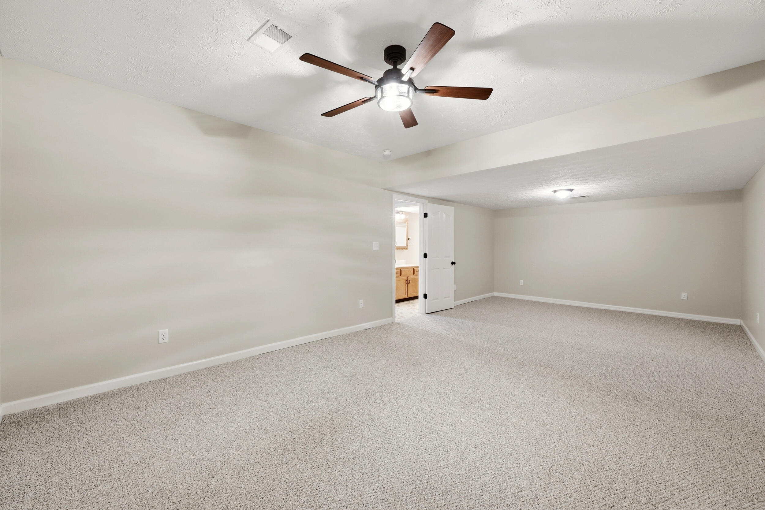 1220 Kenzie Court Property Photo 28