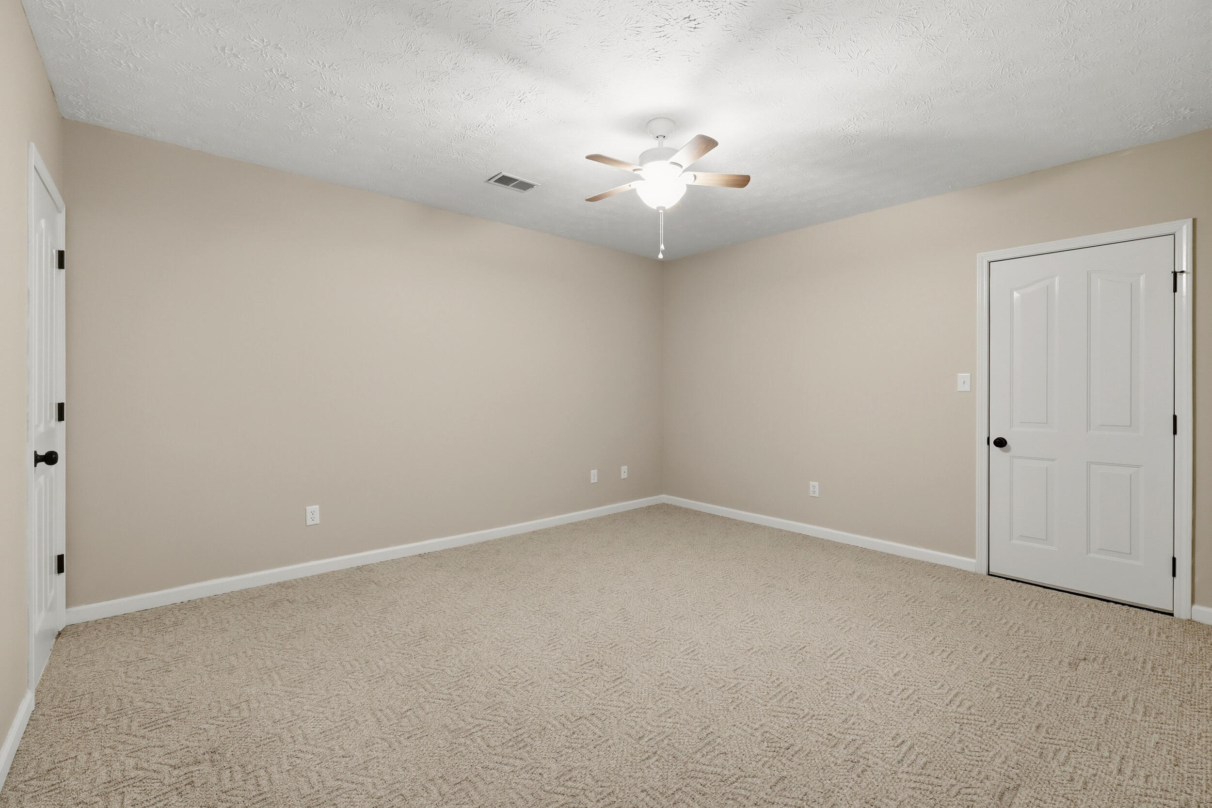 1220 Kenzie Court Property Photo 31