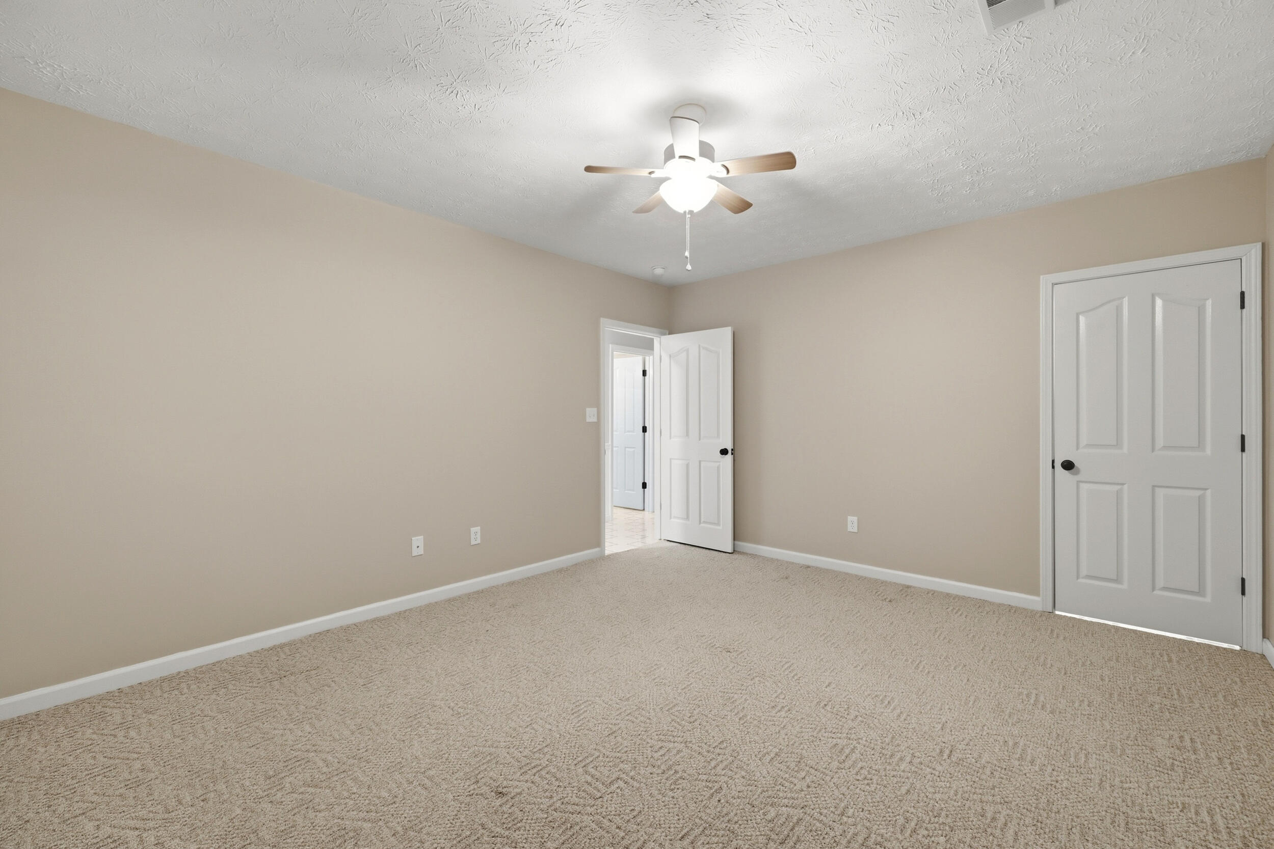 1220 Kenzie Court Property Photo 32
