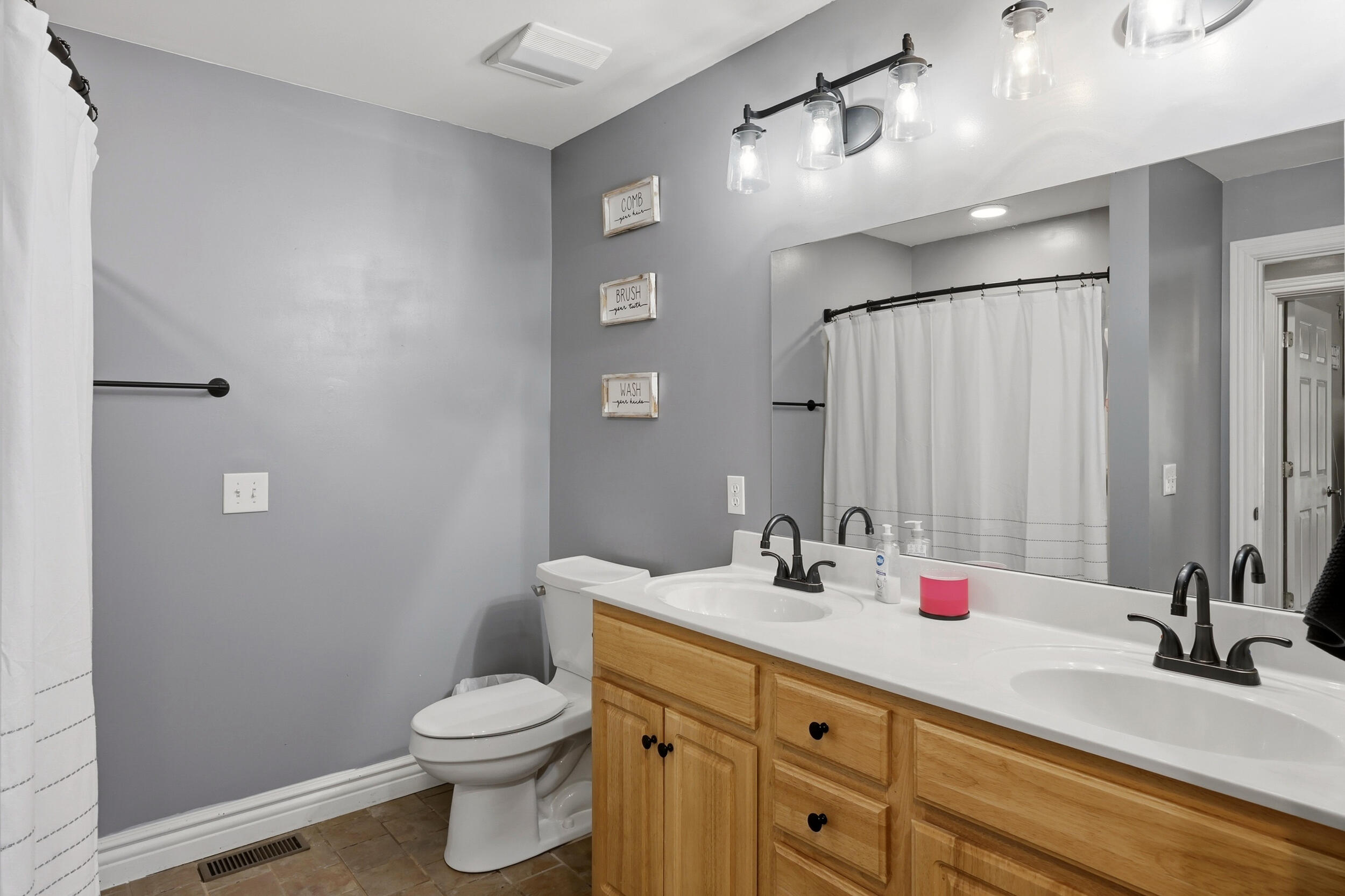 688 Cap Bottom Lane Property Photo 16