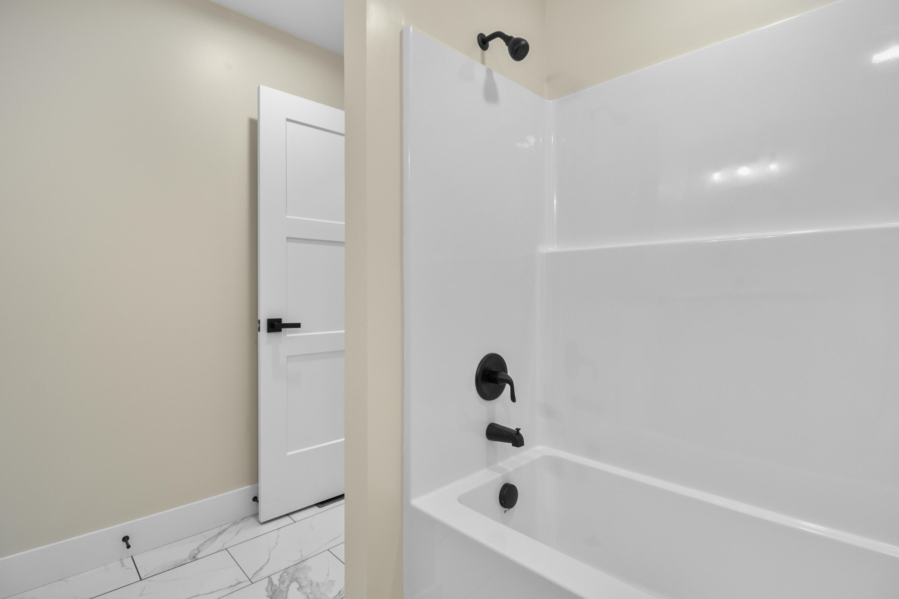 170 Laredo Drive Property Photo 32
