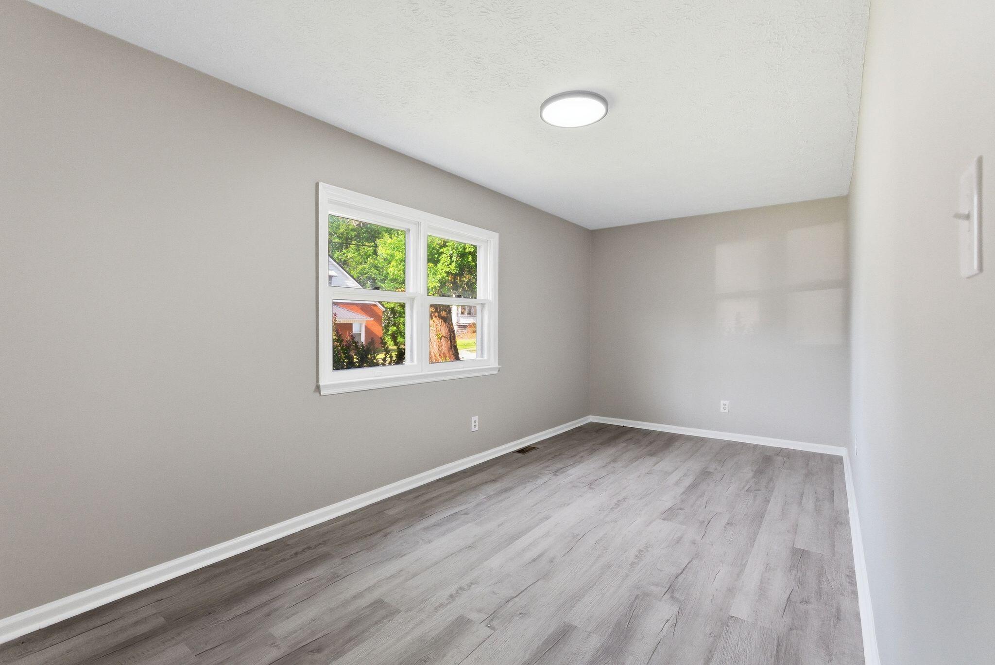 441 Russell Street Property Photo 29