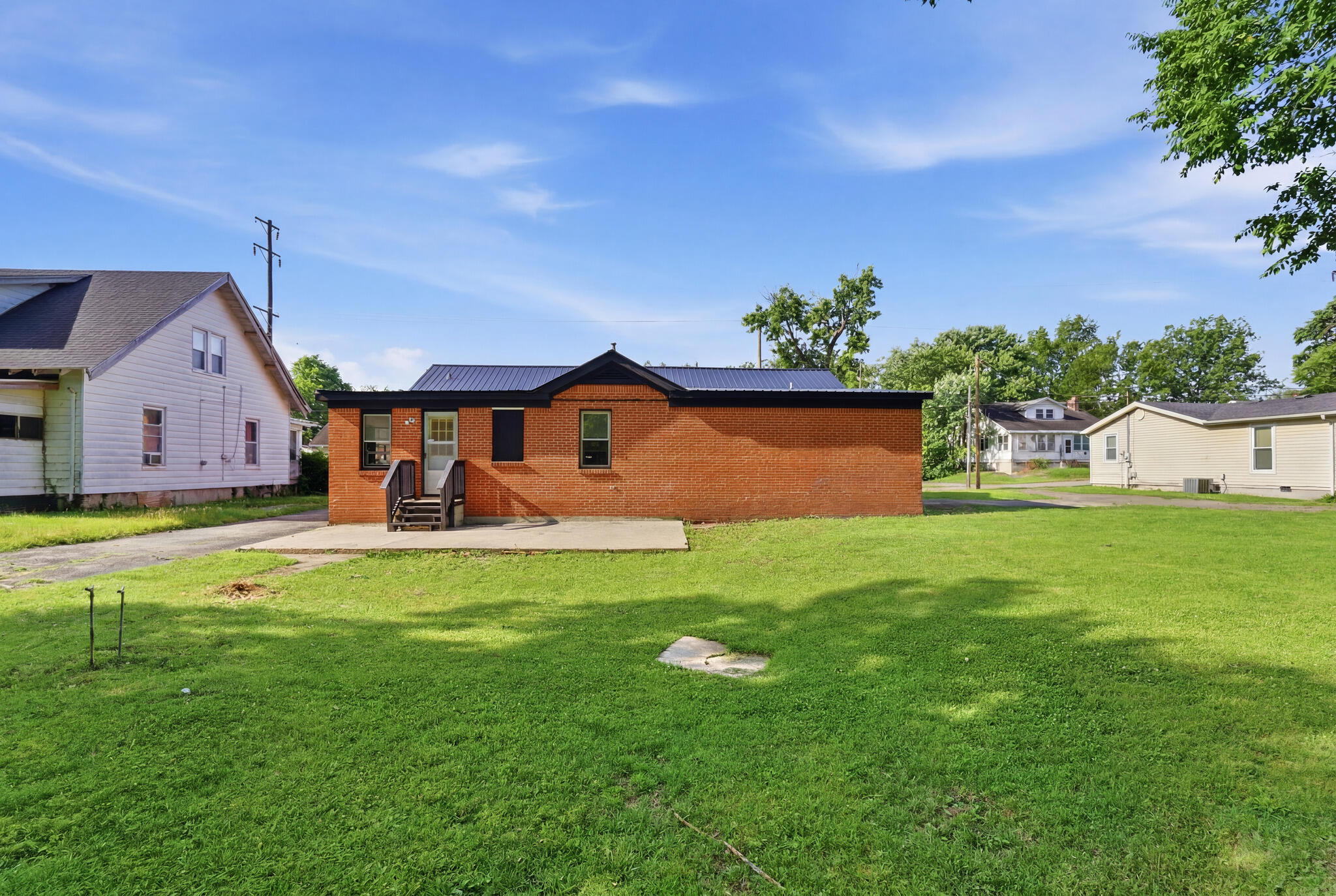 441 Russell Street Property Photo 36