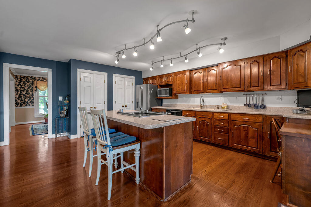 1601 Ferguson Road Property Photo 3