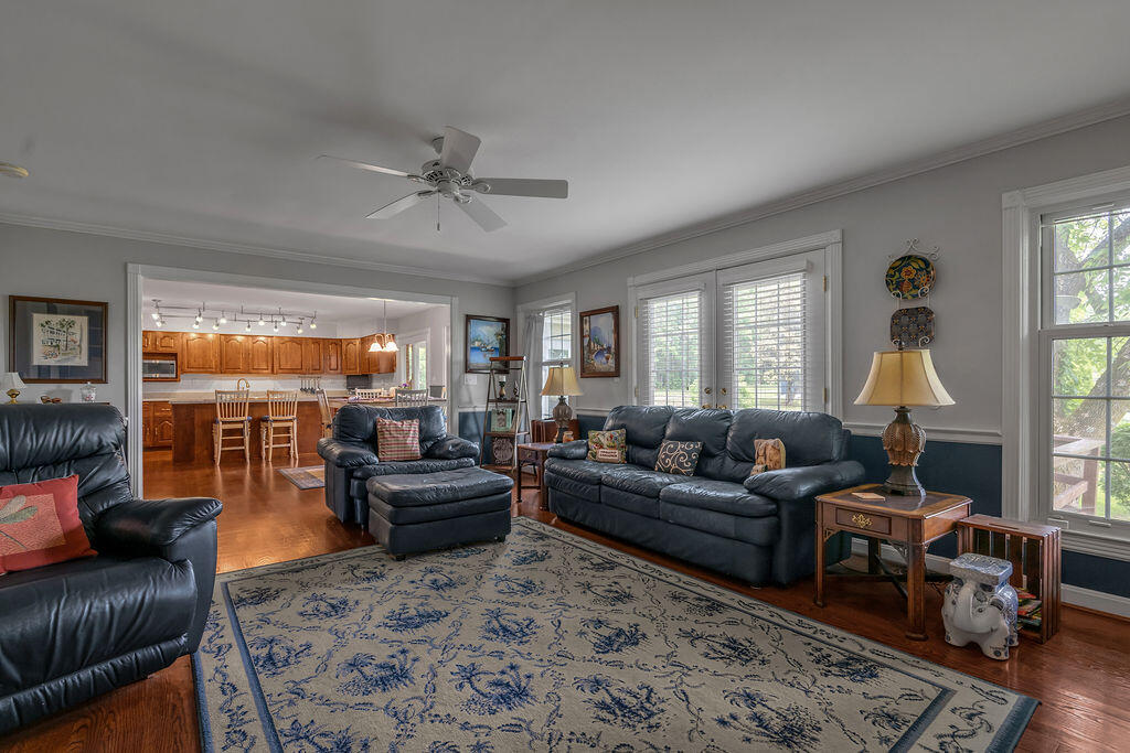 1601 Ferguson Road Property Photo 4