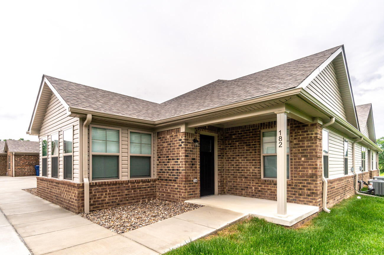 182 Garden Gate Drive Property Photo 1