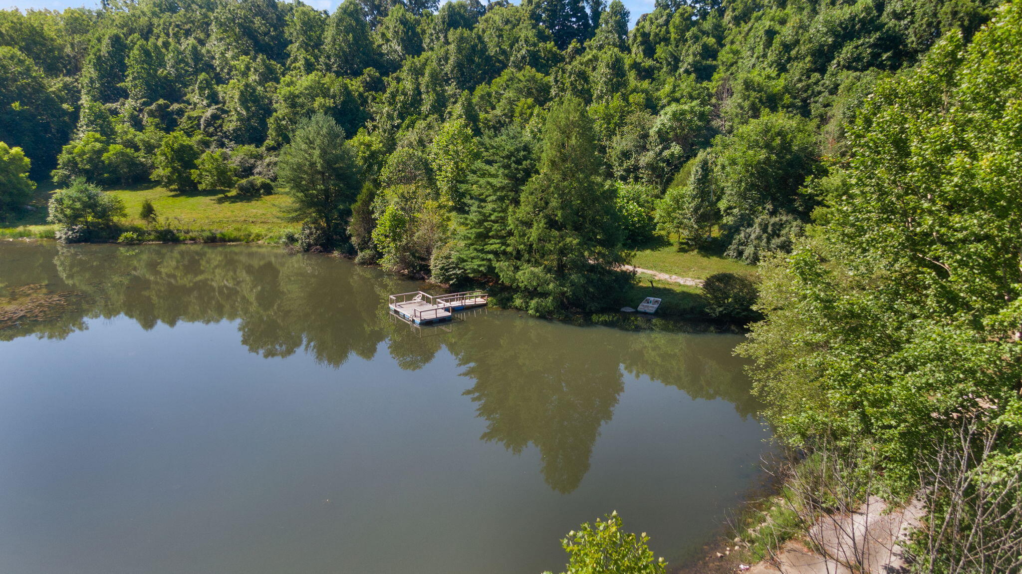716 Renfro Creek Road Property Photo 1