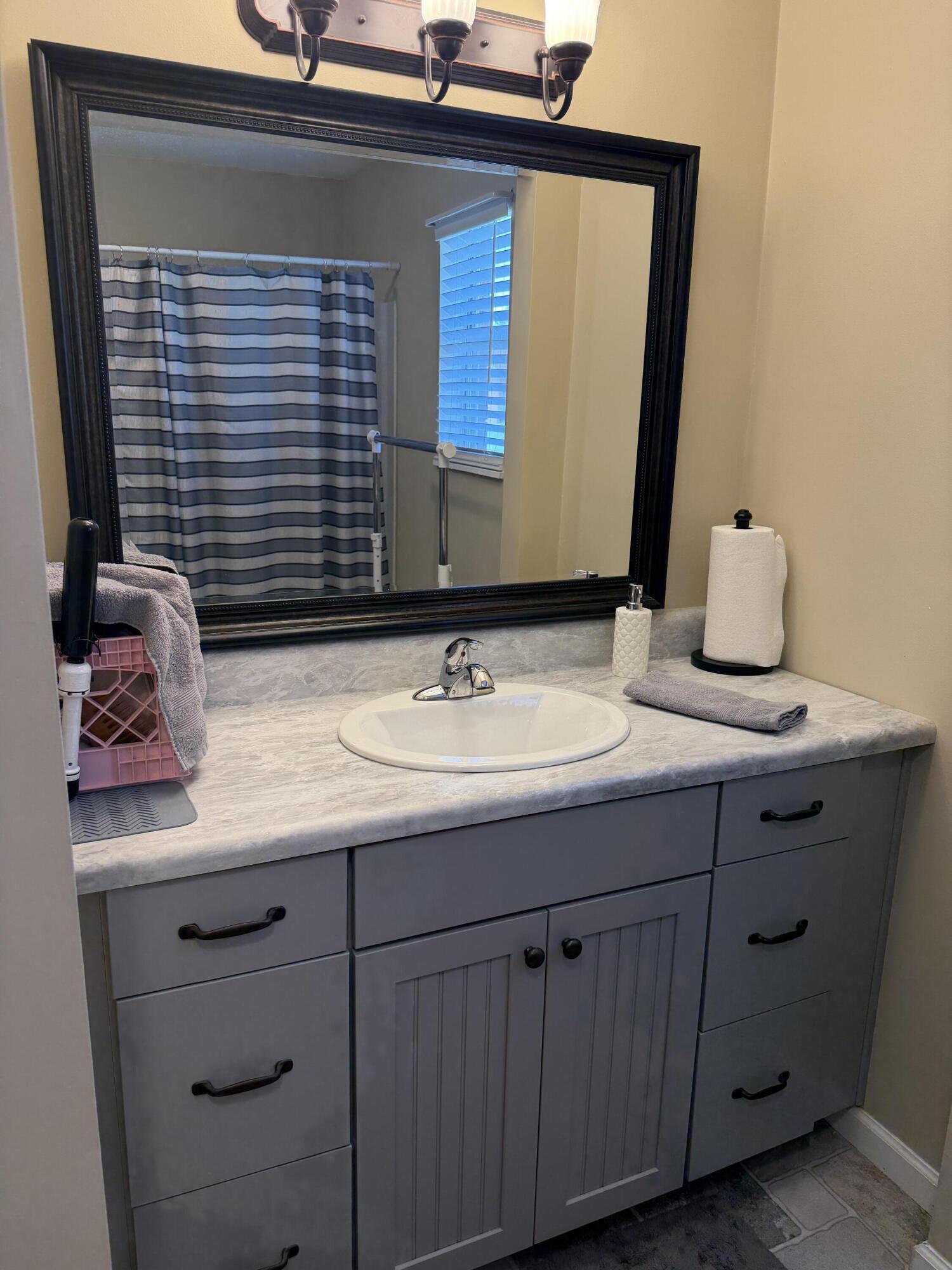 1039 Cardinal Drive Property Photo 12