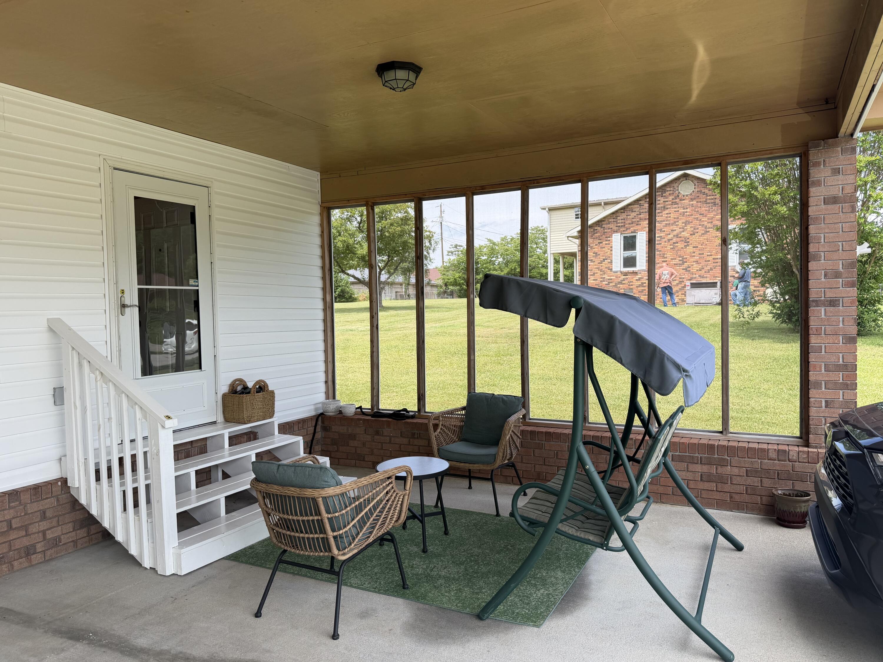 1039 Cardinal Drive Property Photo 18