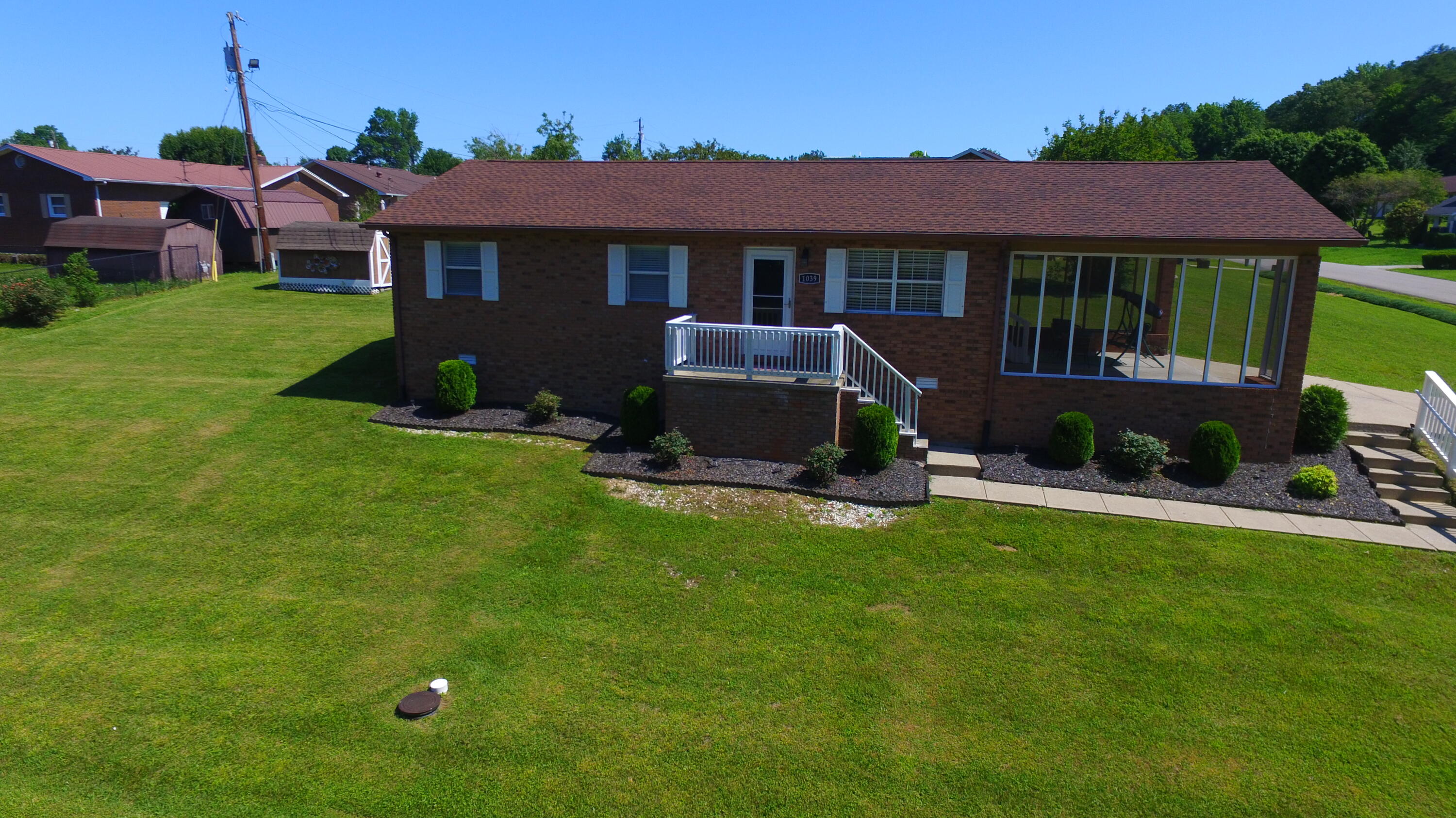 1039 Cardinal Drive Property Photo 26