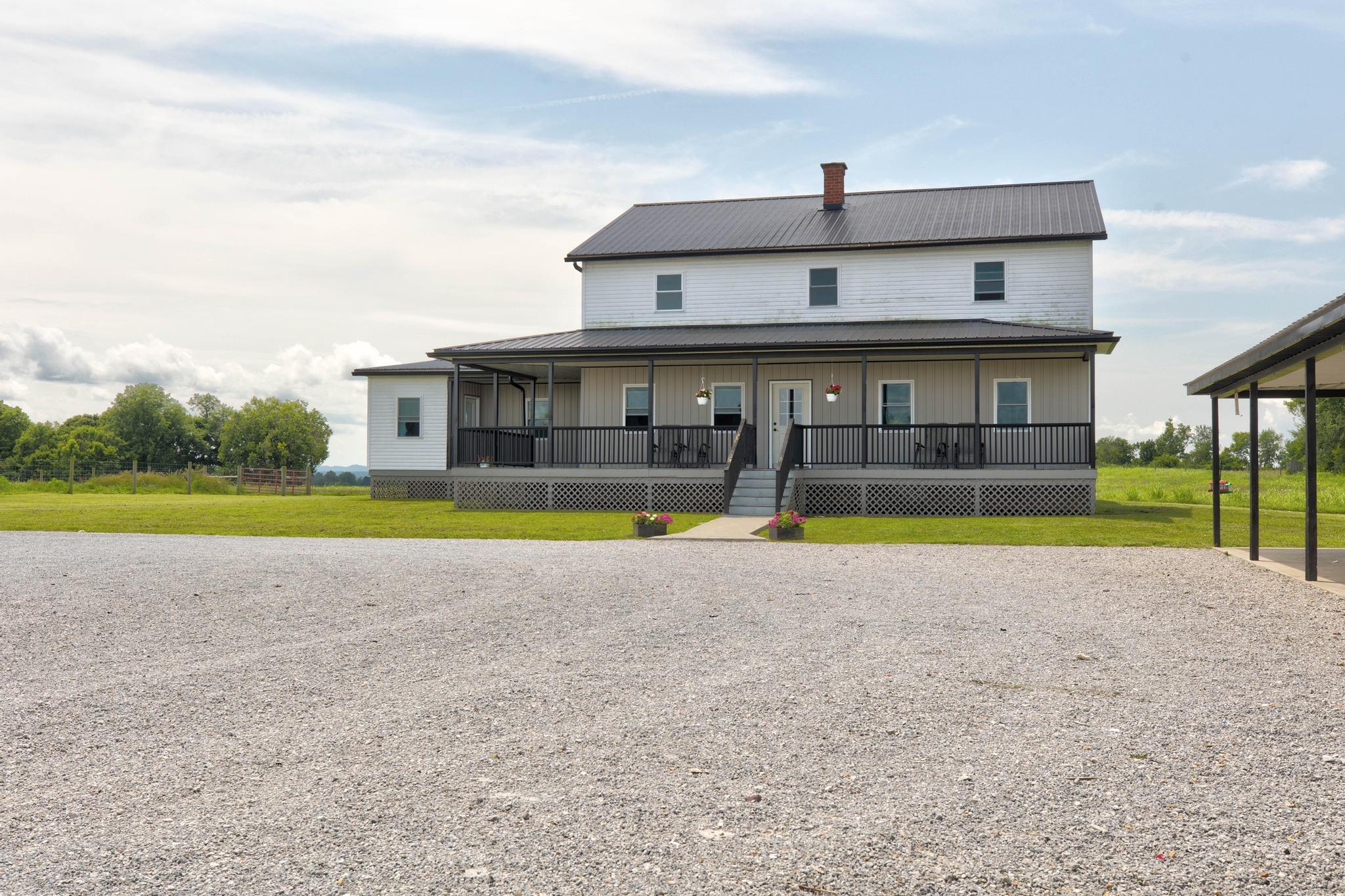1053 Shrout Road Property Photo 3