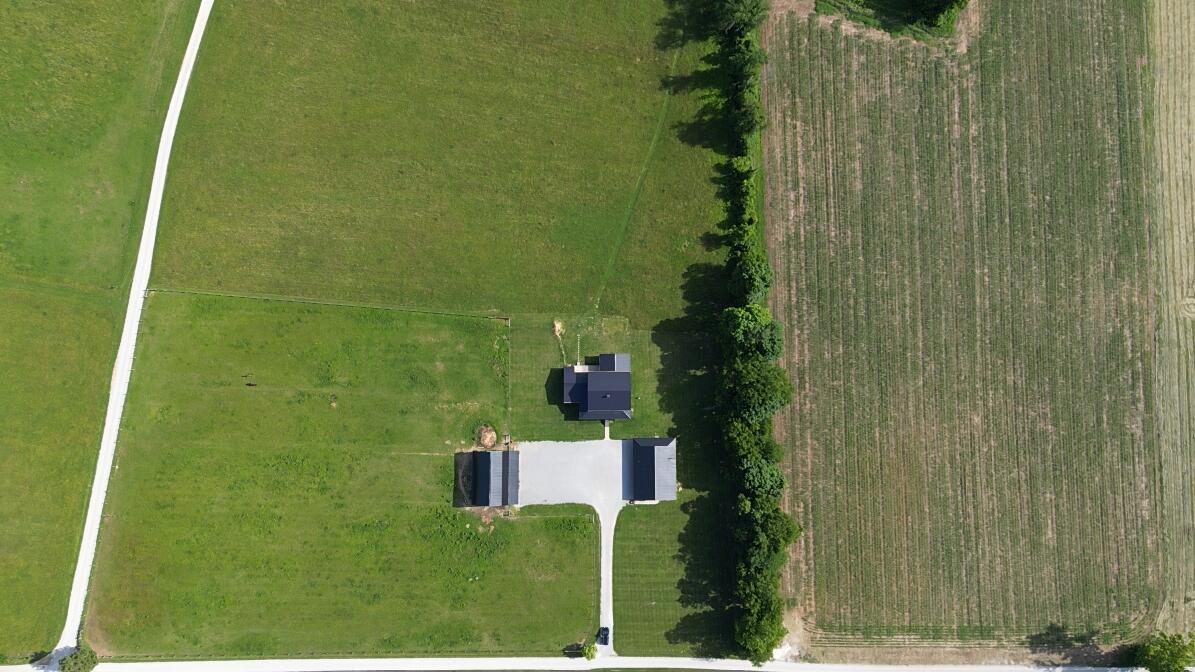 1053 Shrout Road Property Photo 9