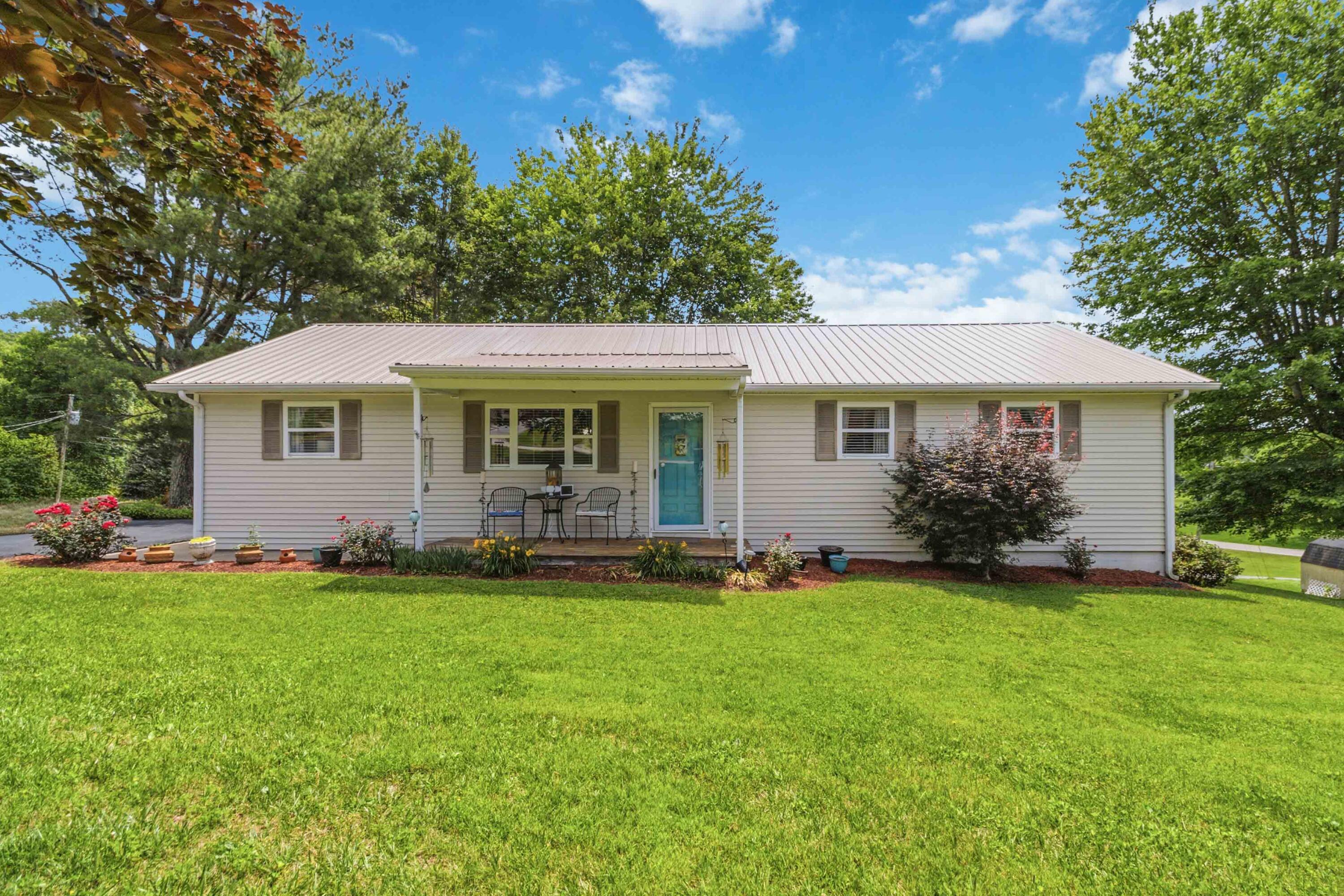 44 Skyline View Property Photo 1