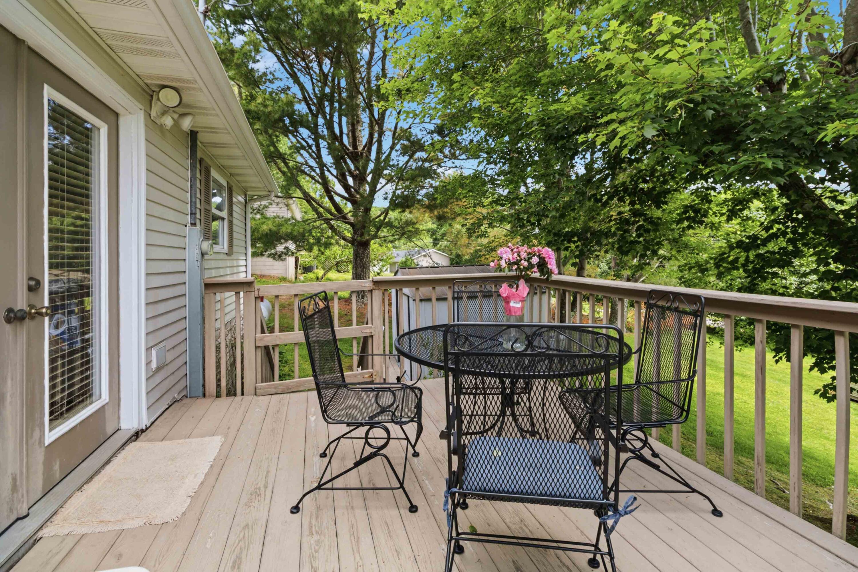 44 Skyline View Property Photo 5