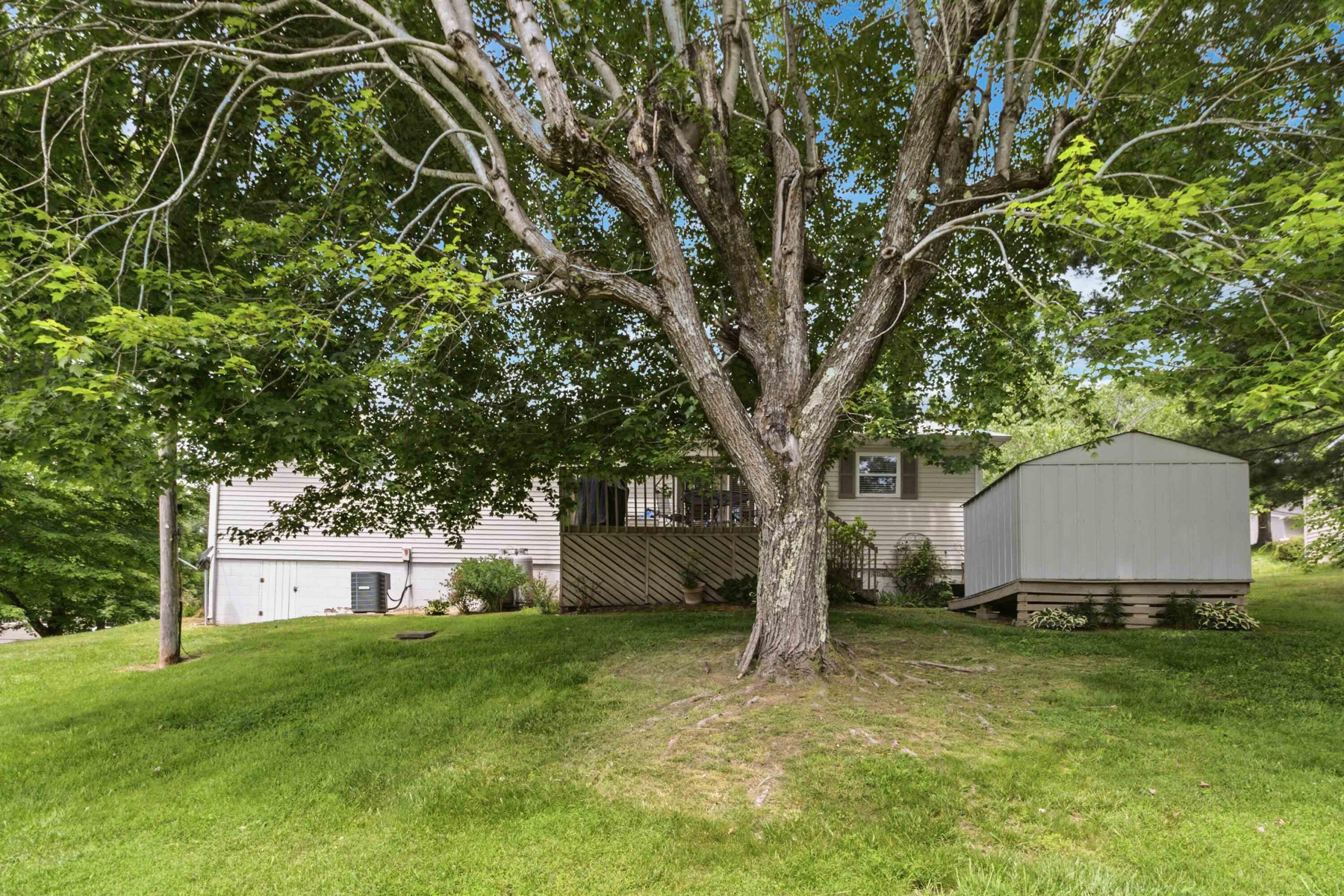 44 Skyline View Property Photo 7
