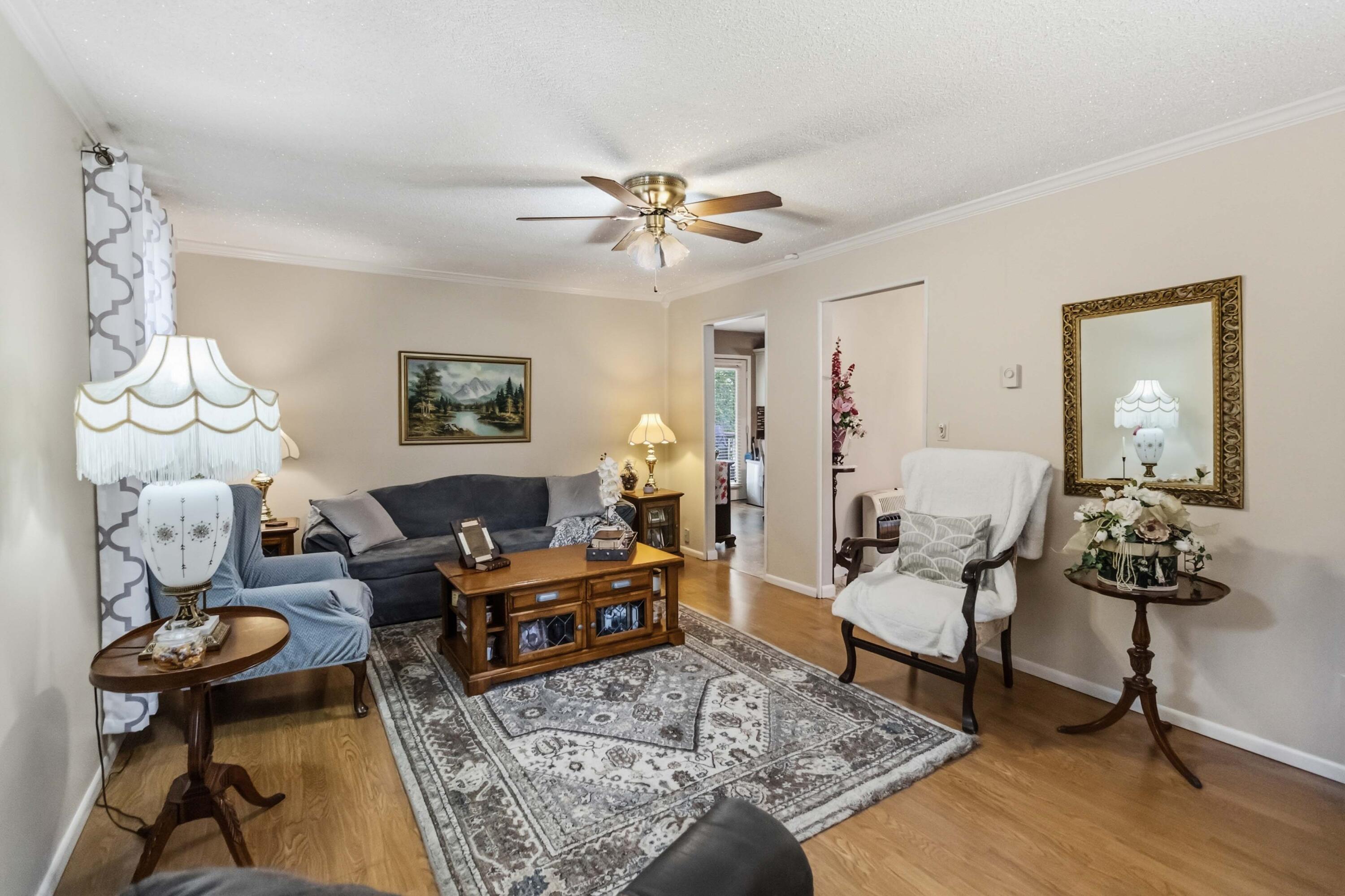 44 Skyline View Property Photo 12
