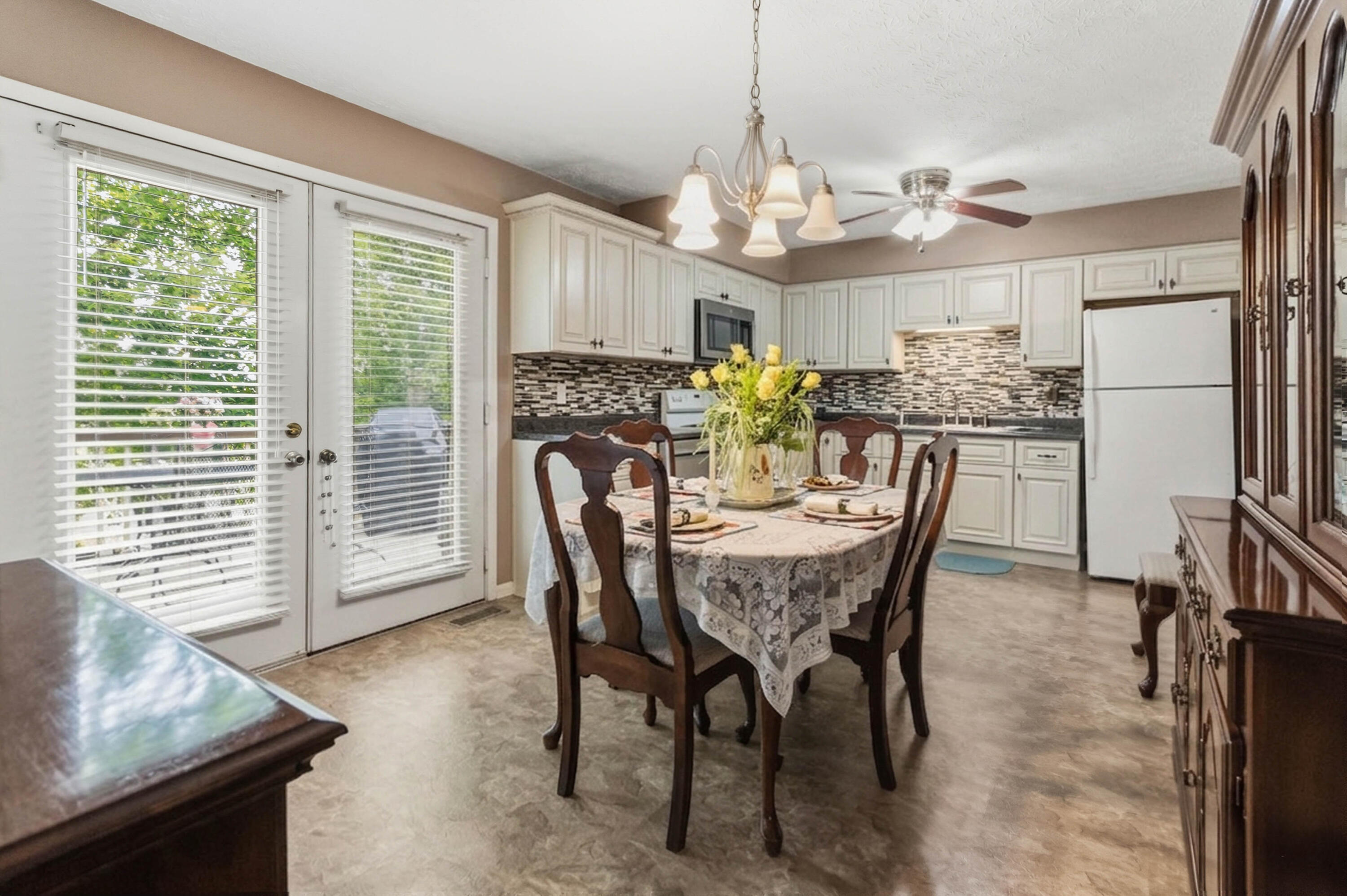 44 Skyline View Property Photo 18