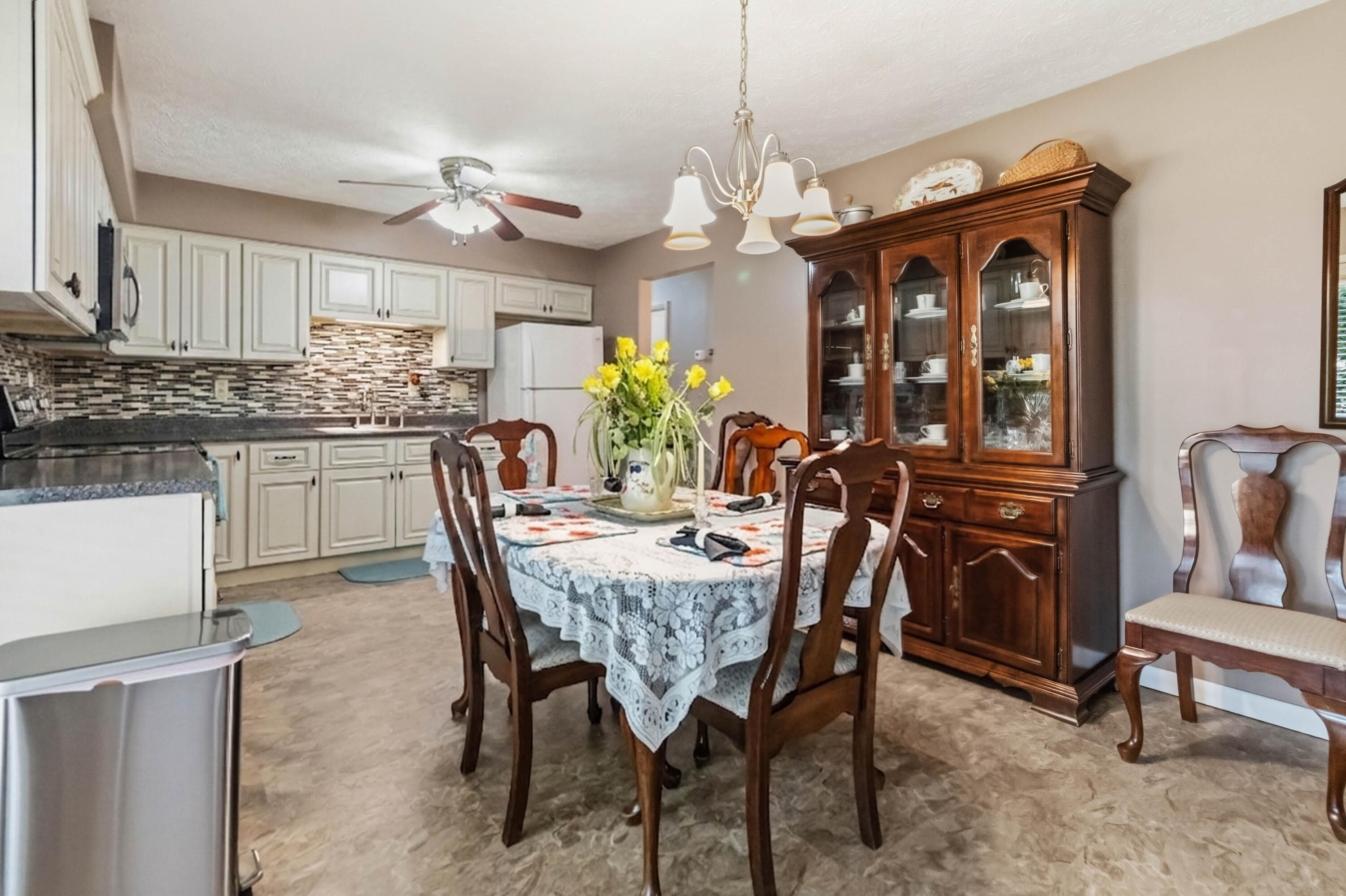 44 Skyline View Property Photo 19