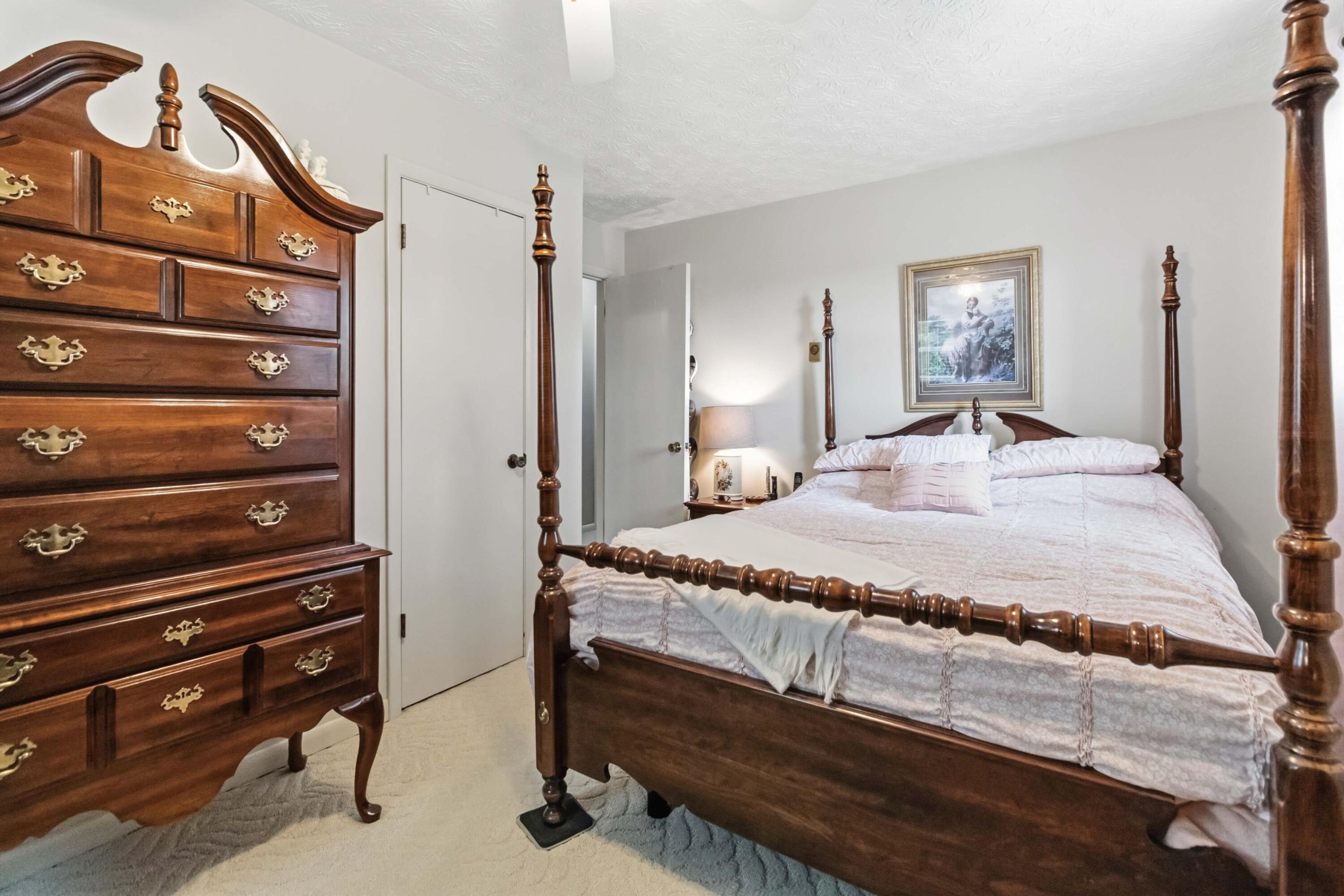 44 Skyline View Property Photo 27