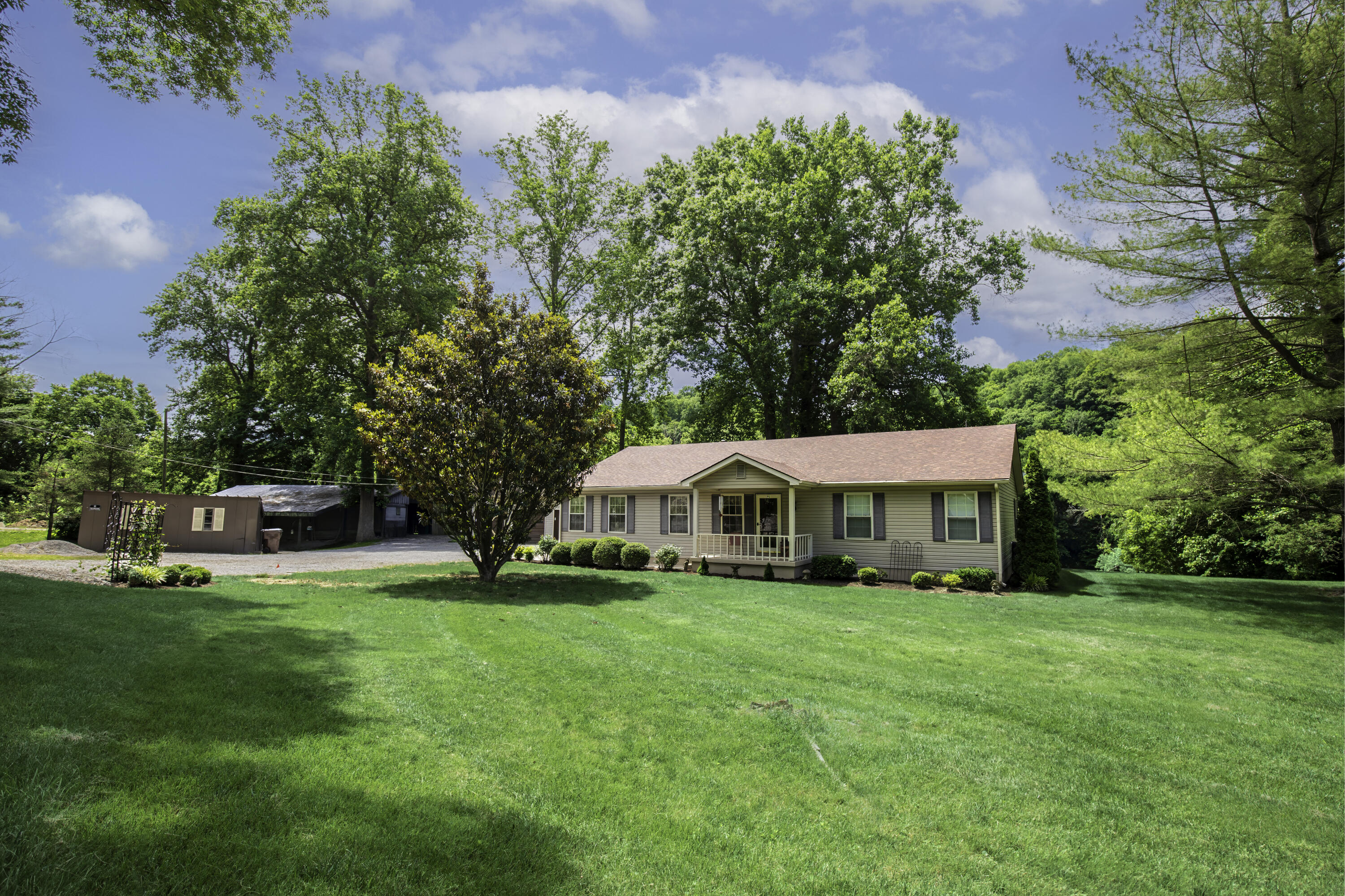 191 Bunton Road Property Photo 1