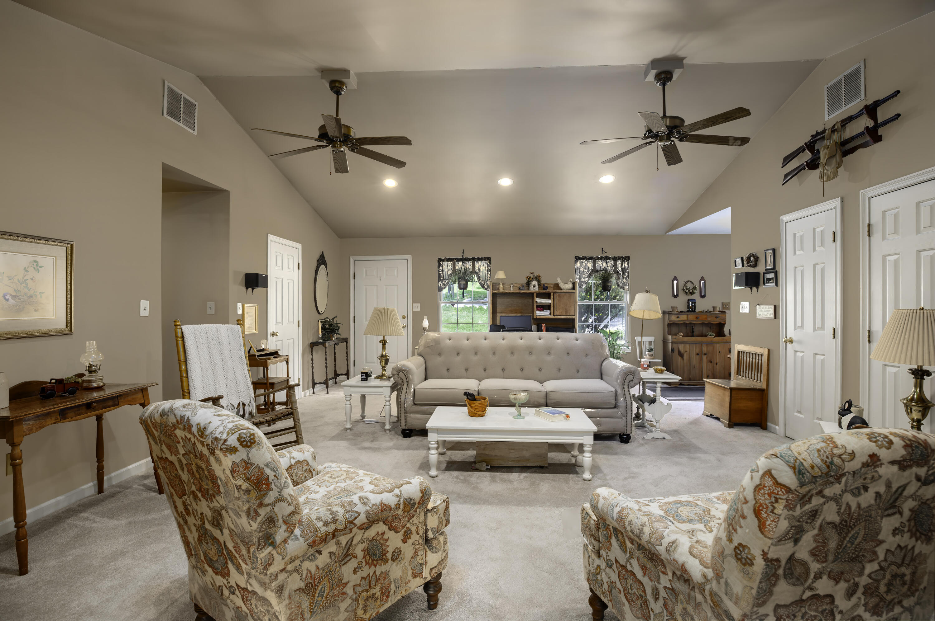 191 Bunton Road Property Photo 4