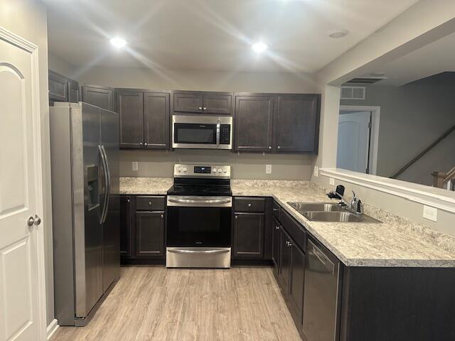8004 Driftwood Lp Property Photo 8