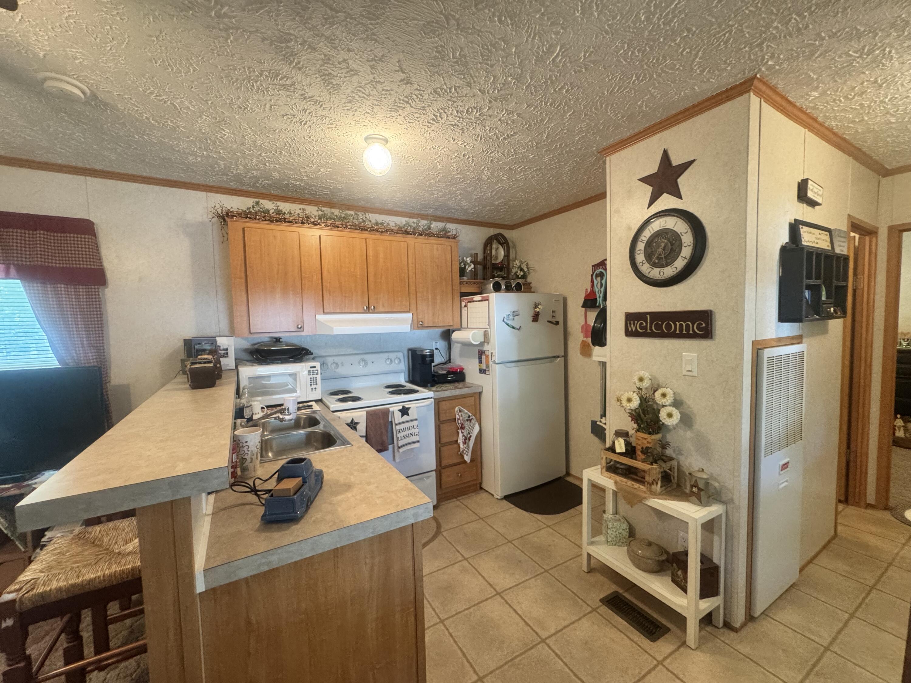 805 State Hwy 1611 Property Photo 7