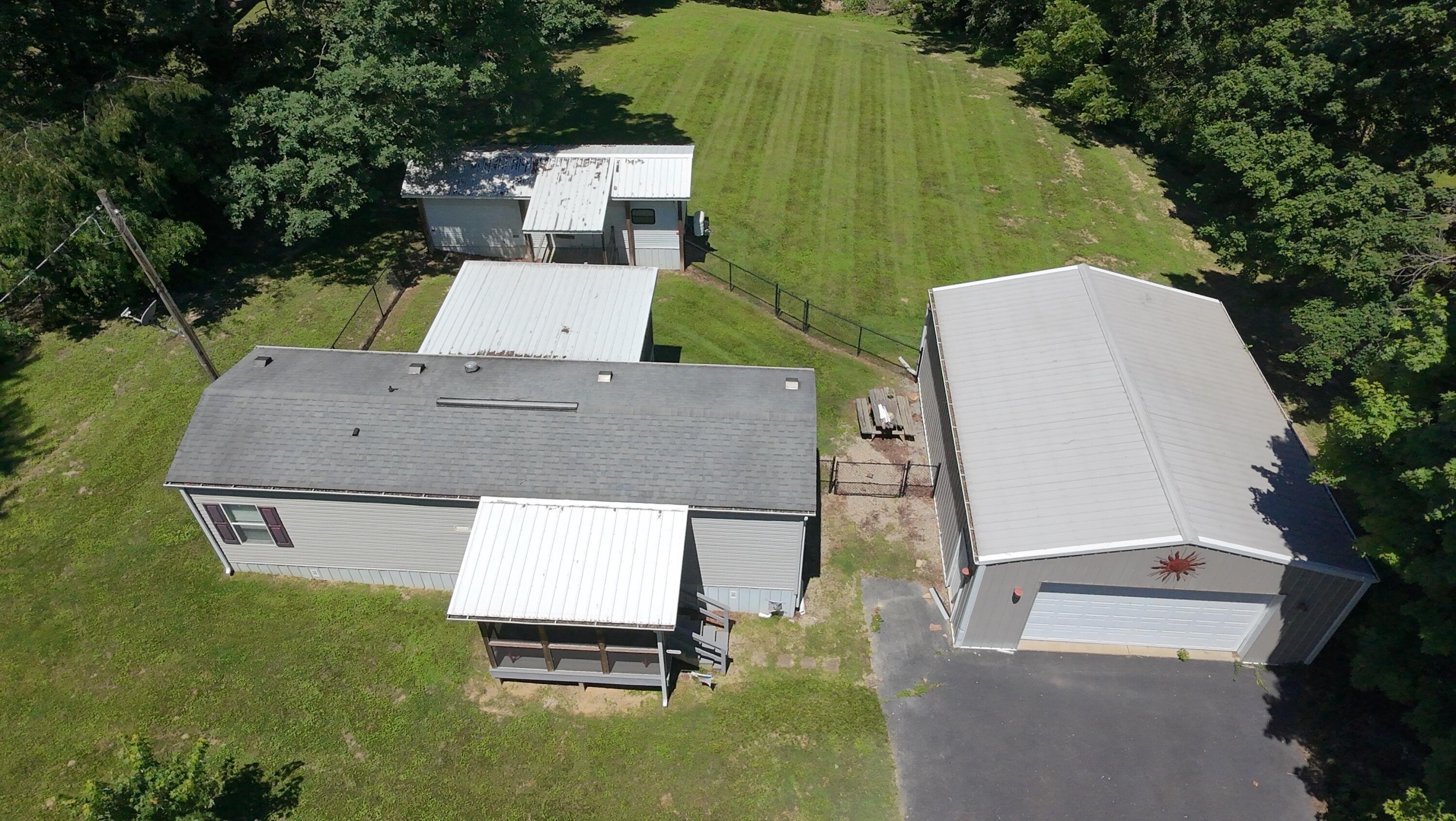 805 State Hwy 1611 Property Photo 31