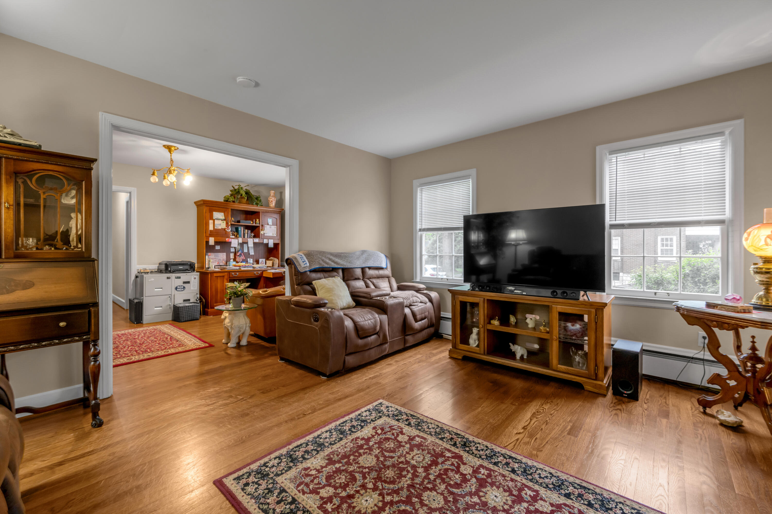 305 Sycamore Road Property Photo 4