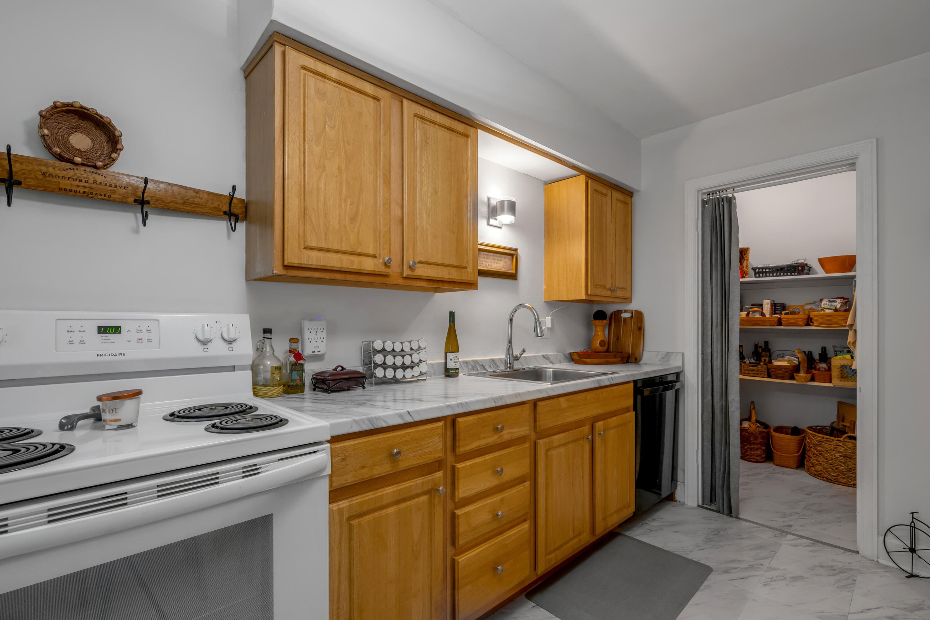 305 Sycamore Road Property Photo 41