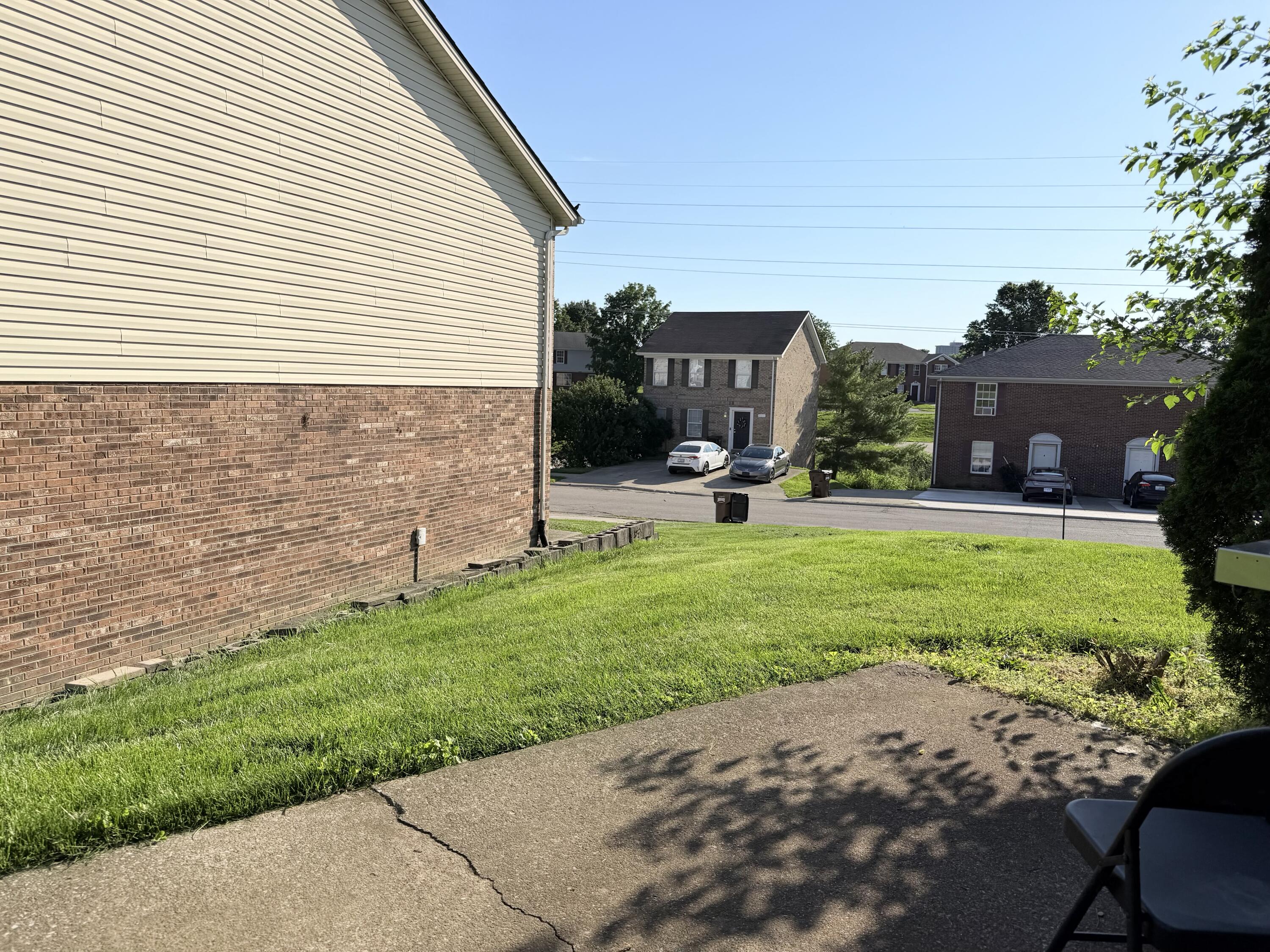 135 Woods Trail 2 Property Photo 12