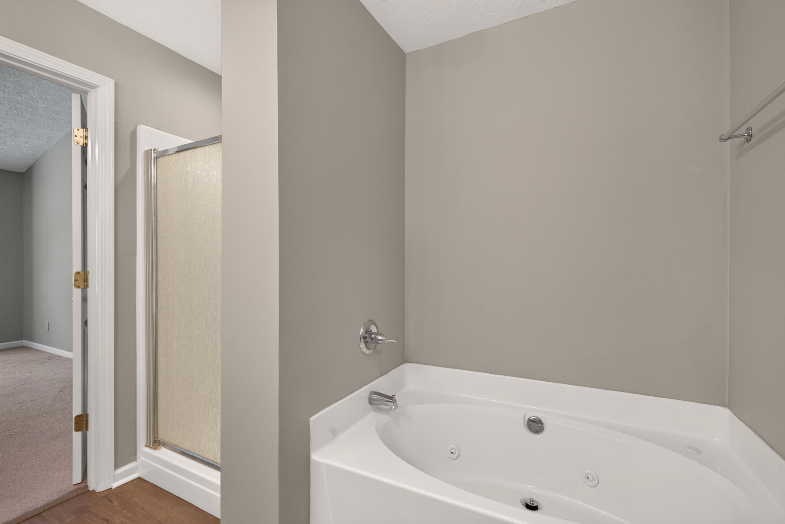 929 Seneca Park Property Photo 31