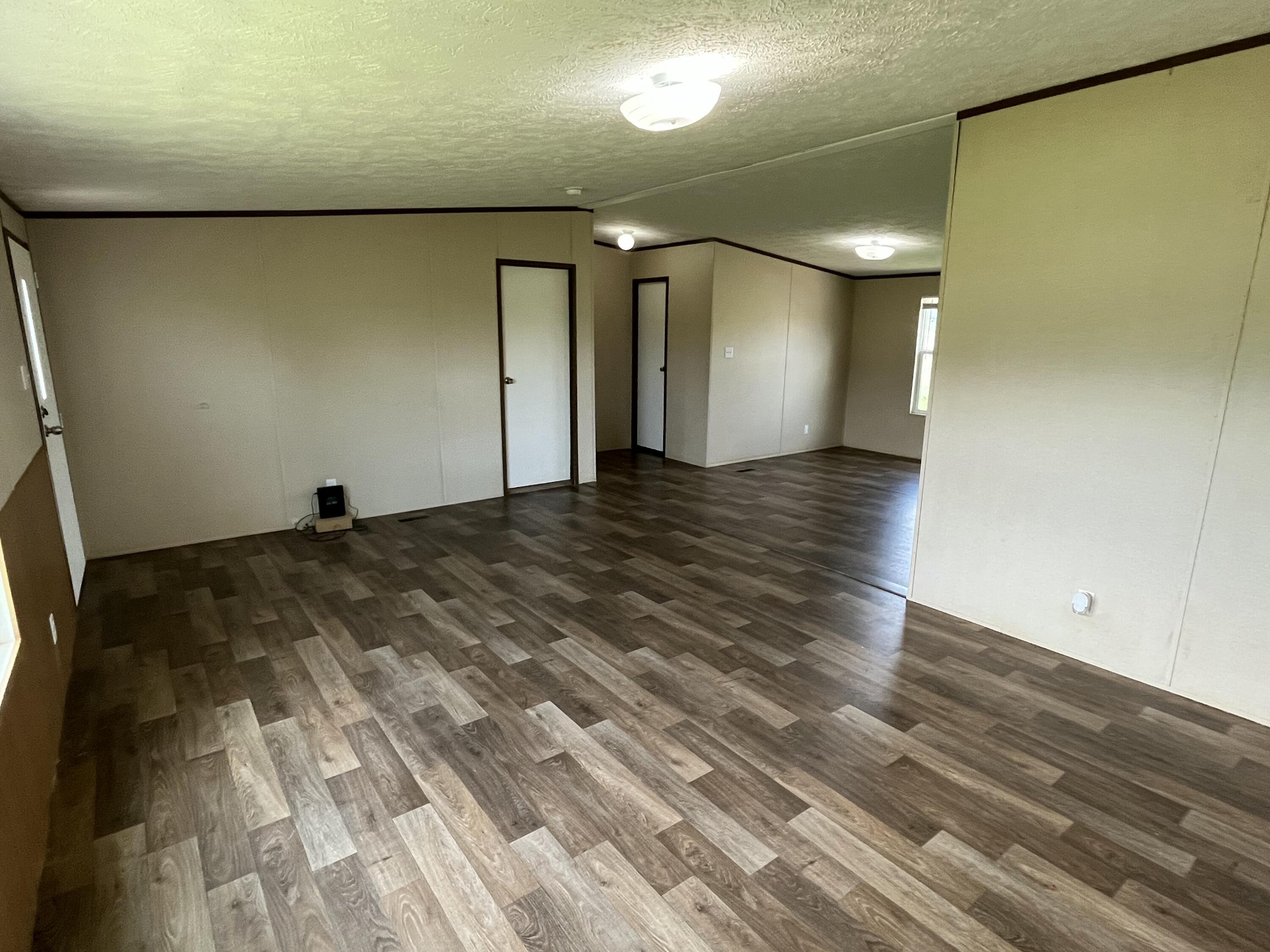 2420 Old Bull Road Property Photo 7