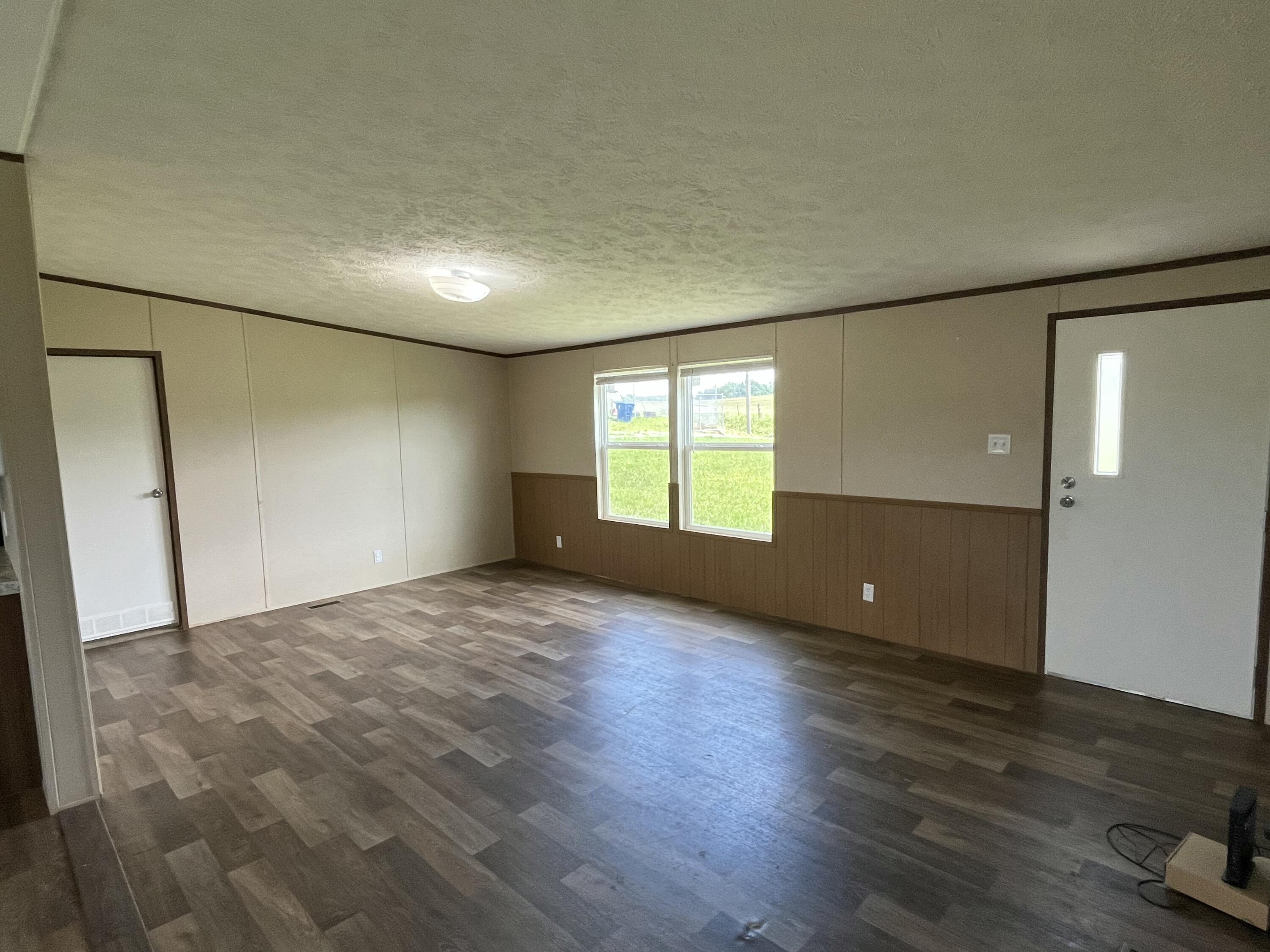 2420 Old Bull Road Property Photo 9