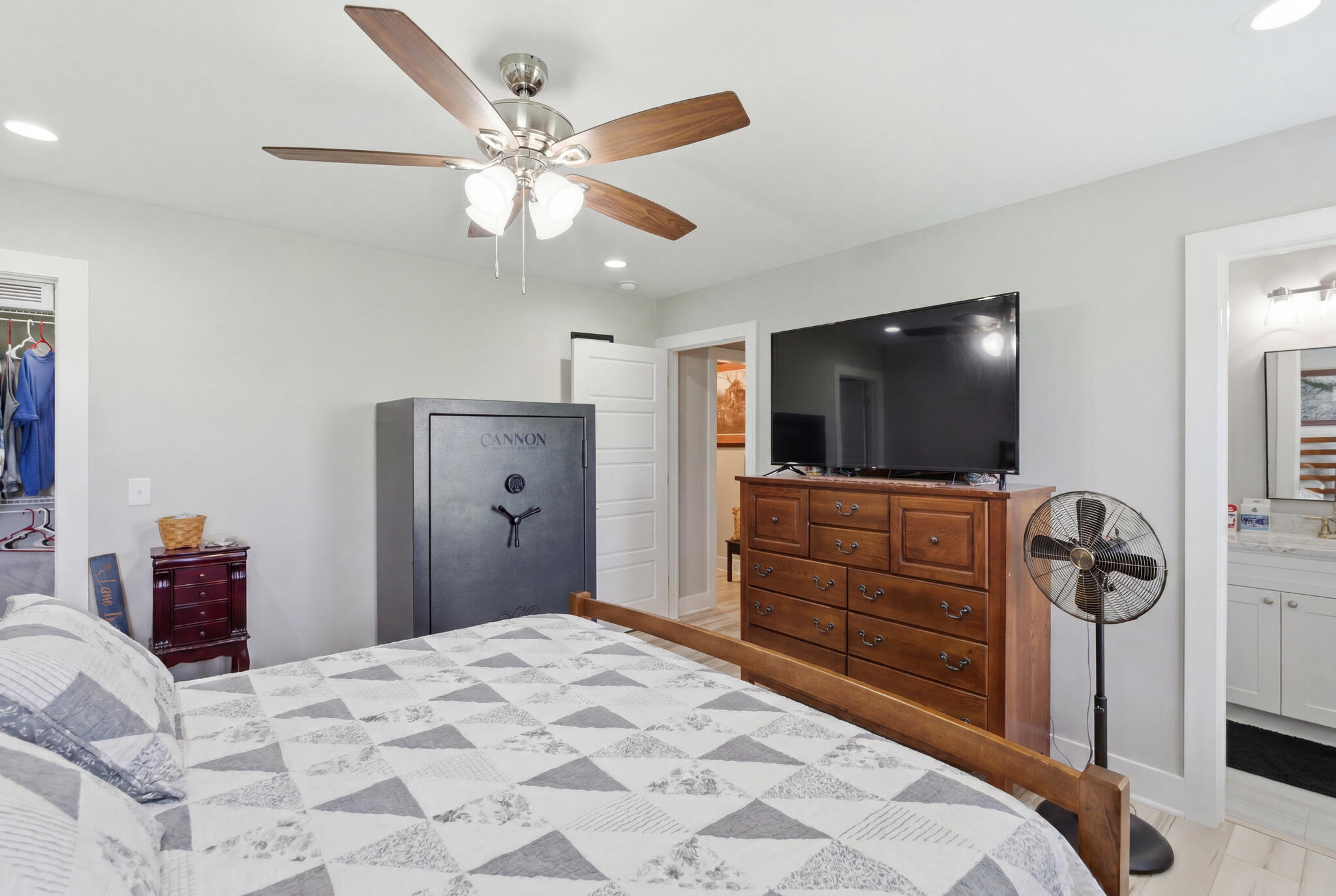 267 Brook Cove Property Photo 14
