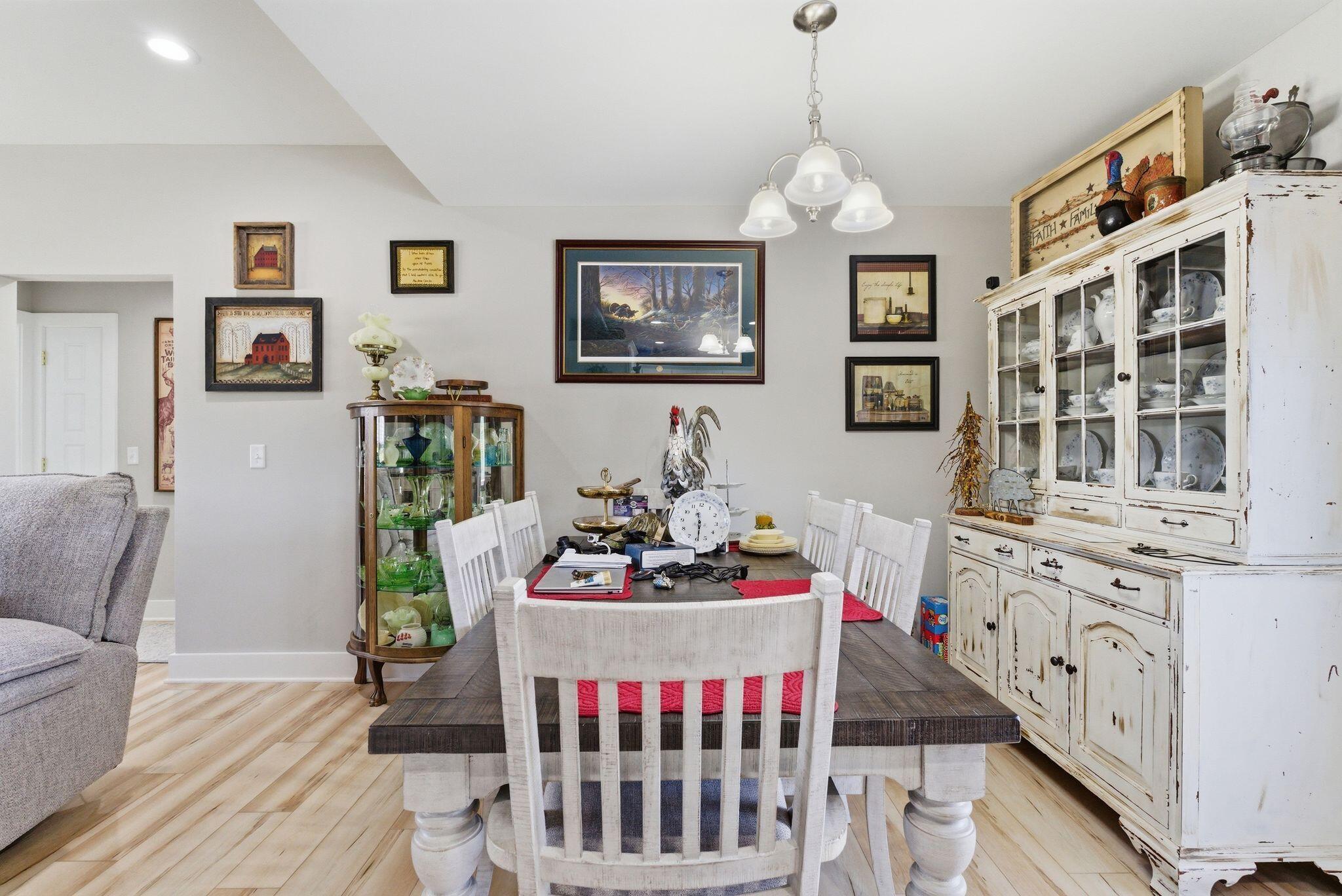 267 Brook Cove Property Photo 18