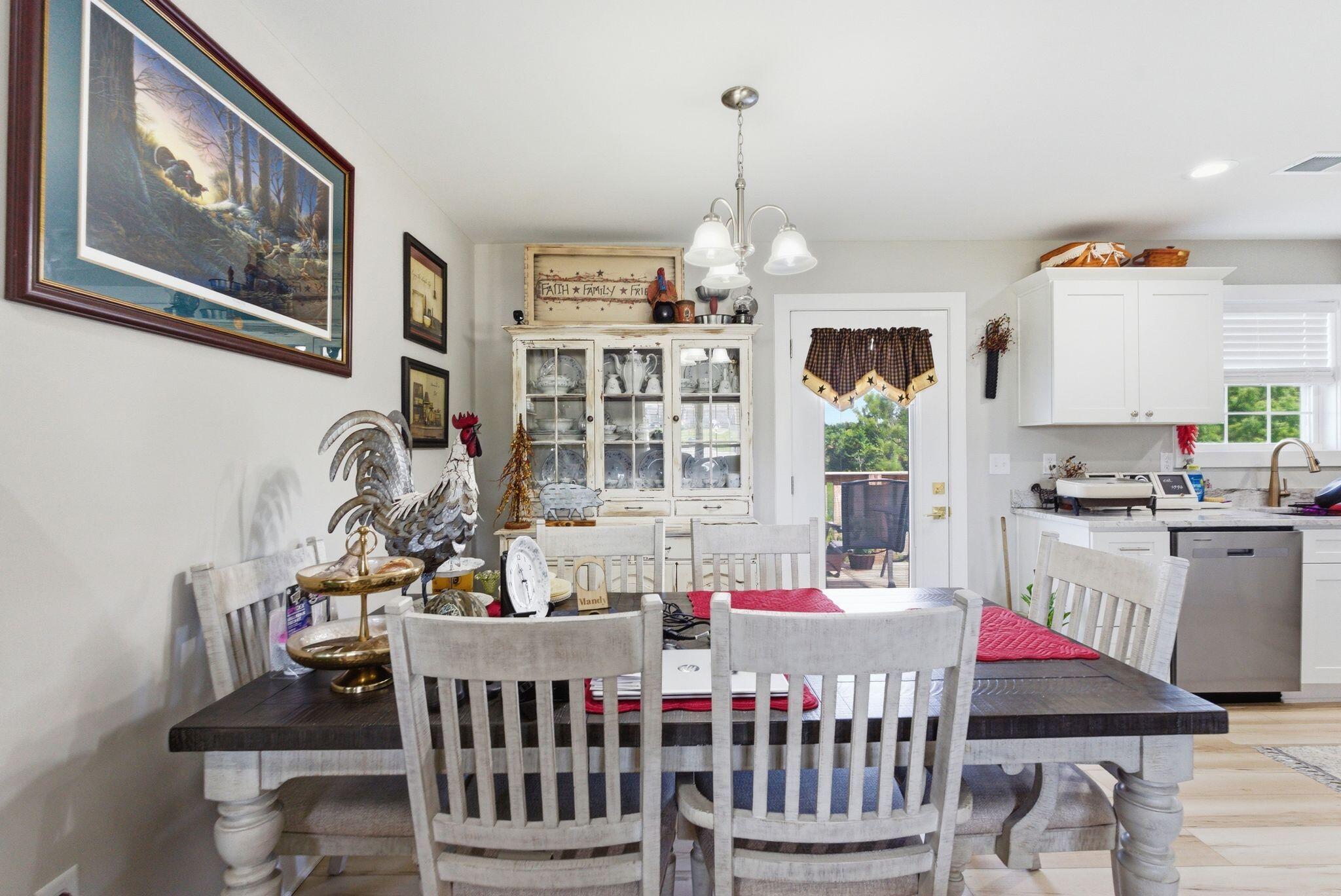 267 Brook Cove Property Photo 19