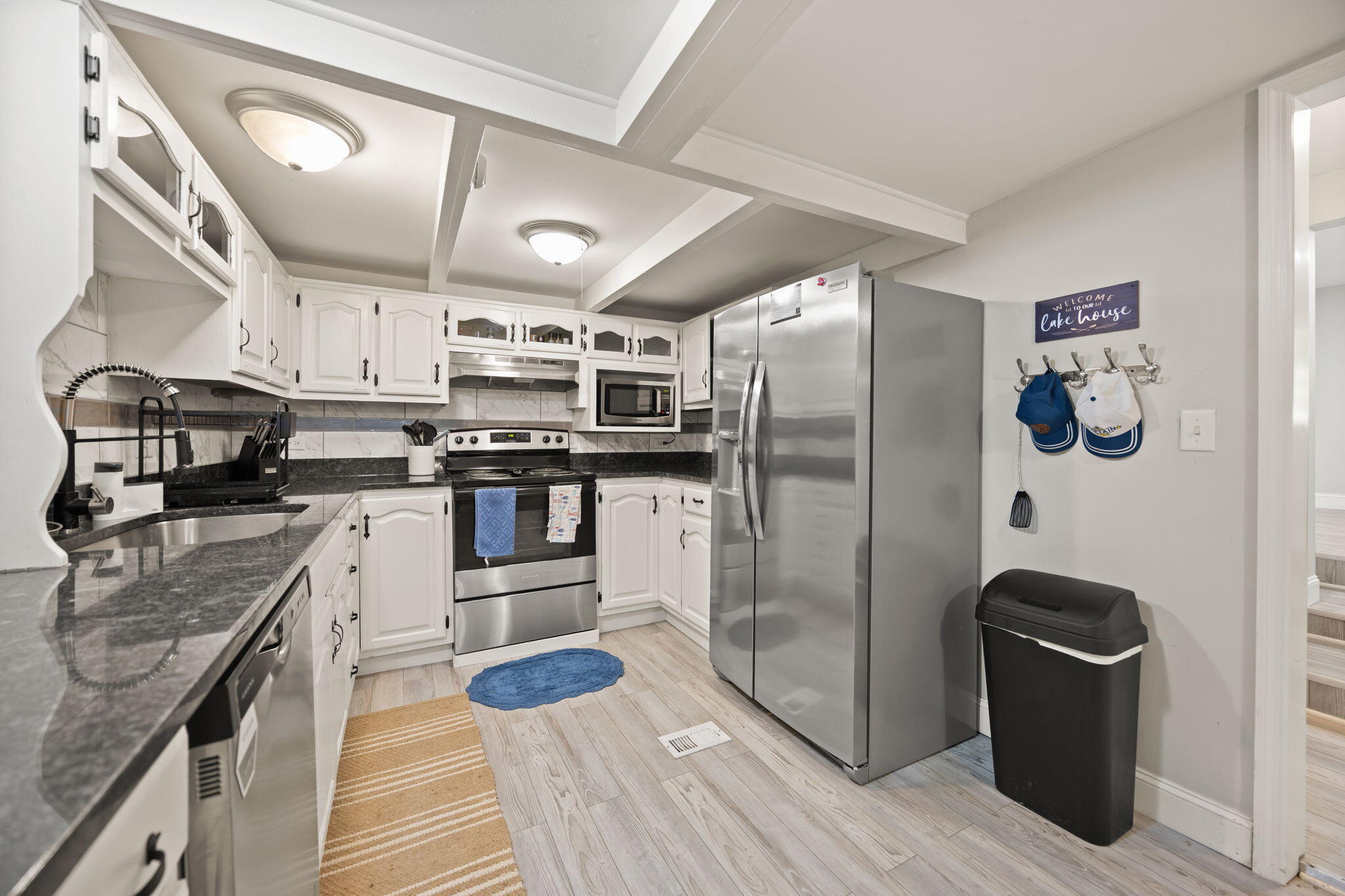 246 Fox Run Road Property Photo 8