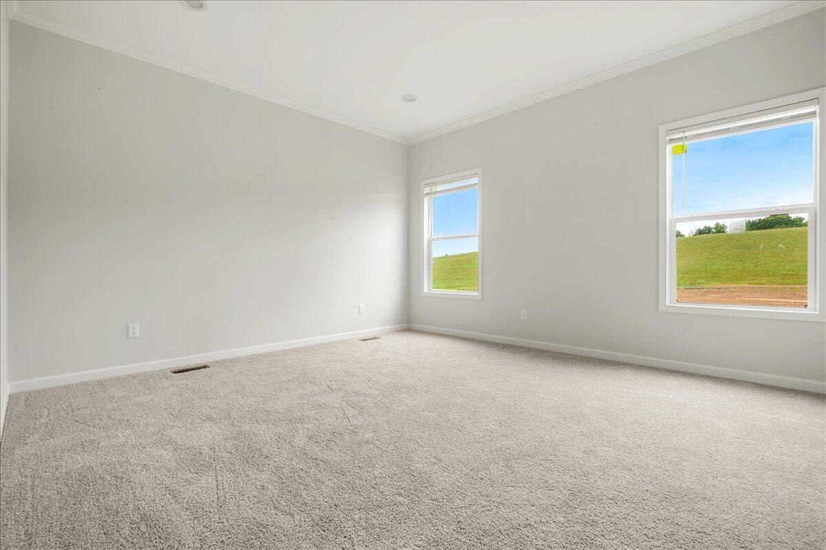 300 Belmont Lane Property Photo 12