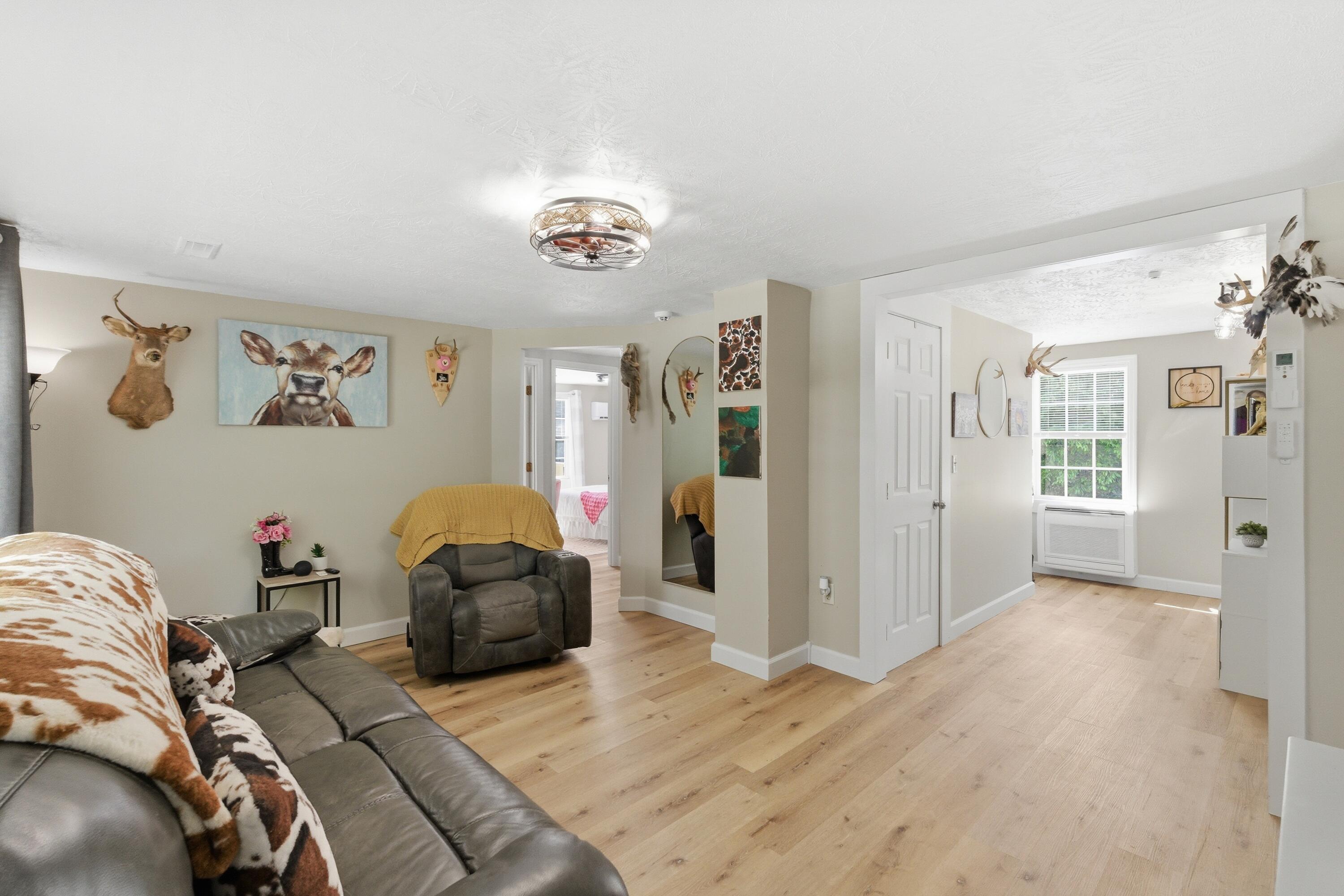 2255 S Tree Tower Road Property Photo 8