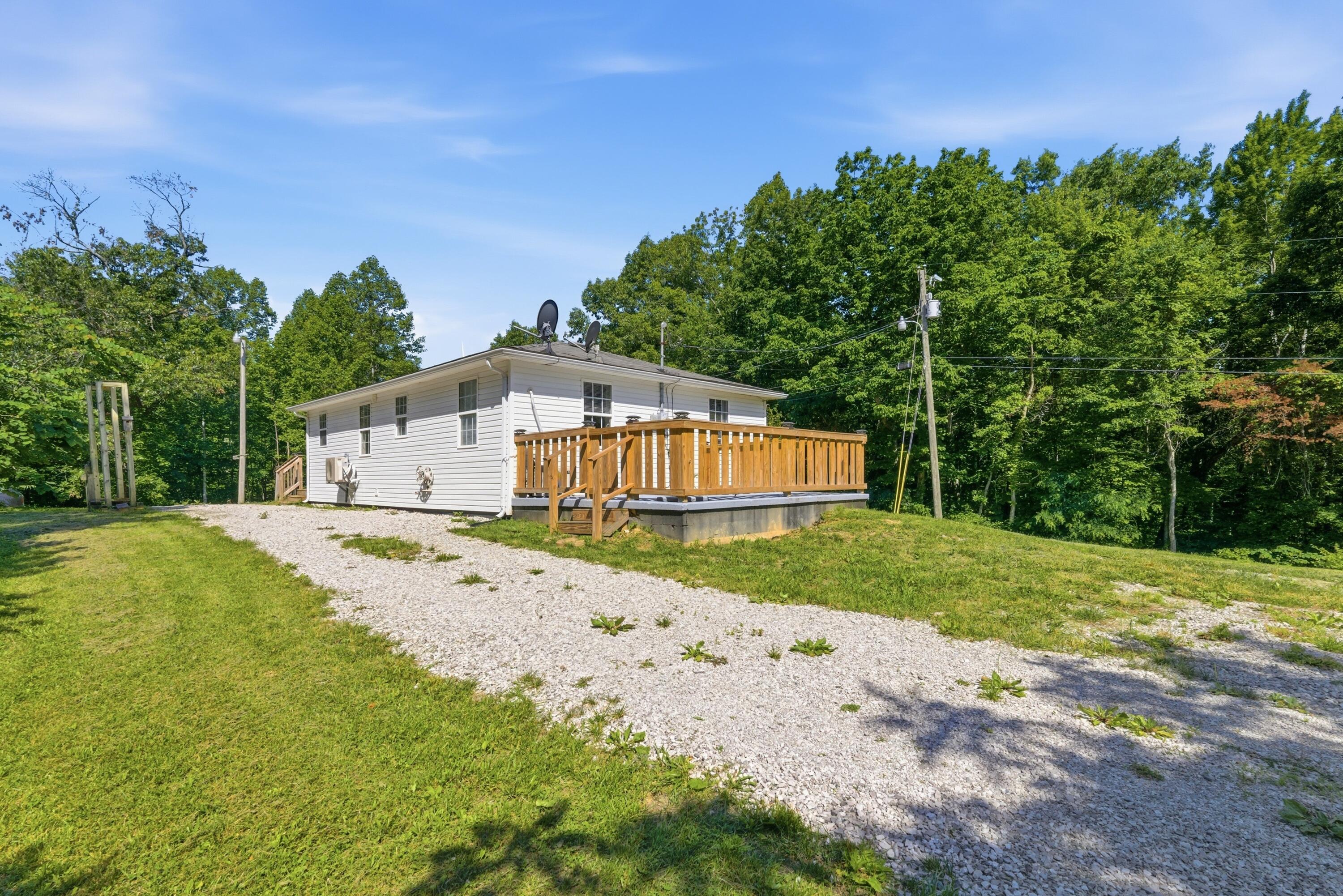 2255 S Tree Tower Road Property Photo 16